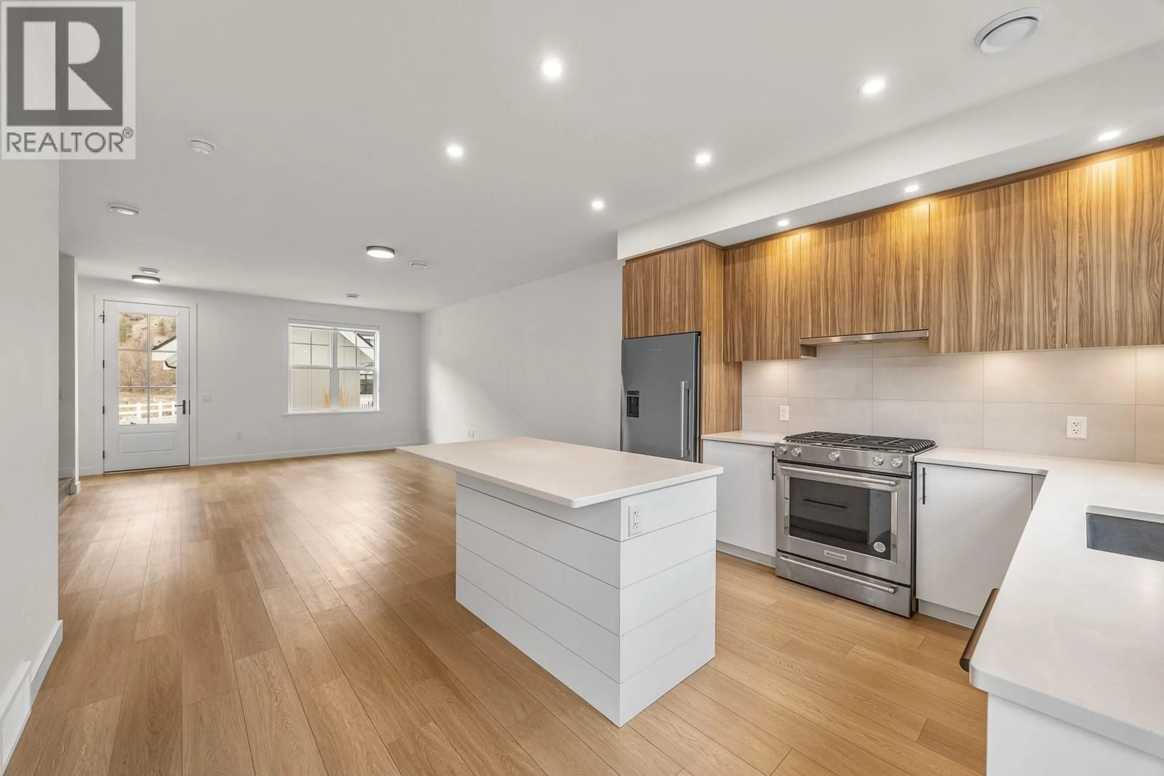 Open concept kitchen, unknown for 6 - 1308 CEDAR STREET, Okanagan Falls British Columbia V0H1R4