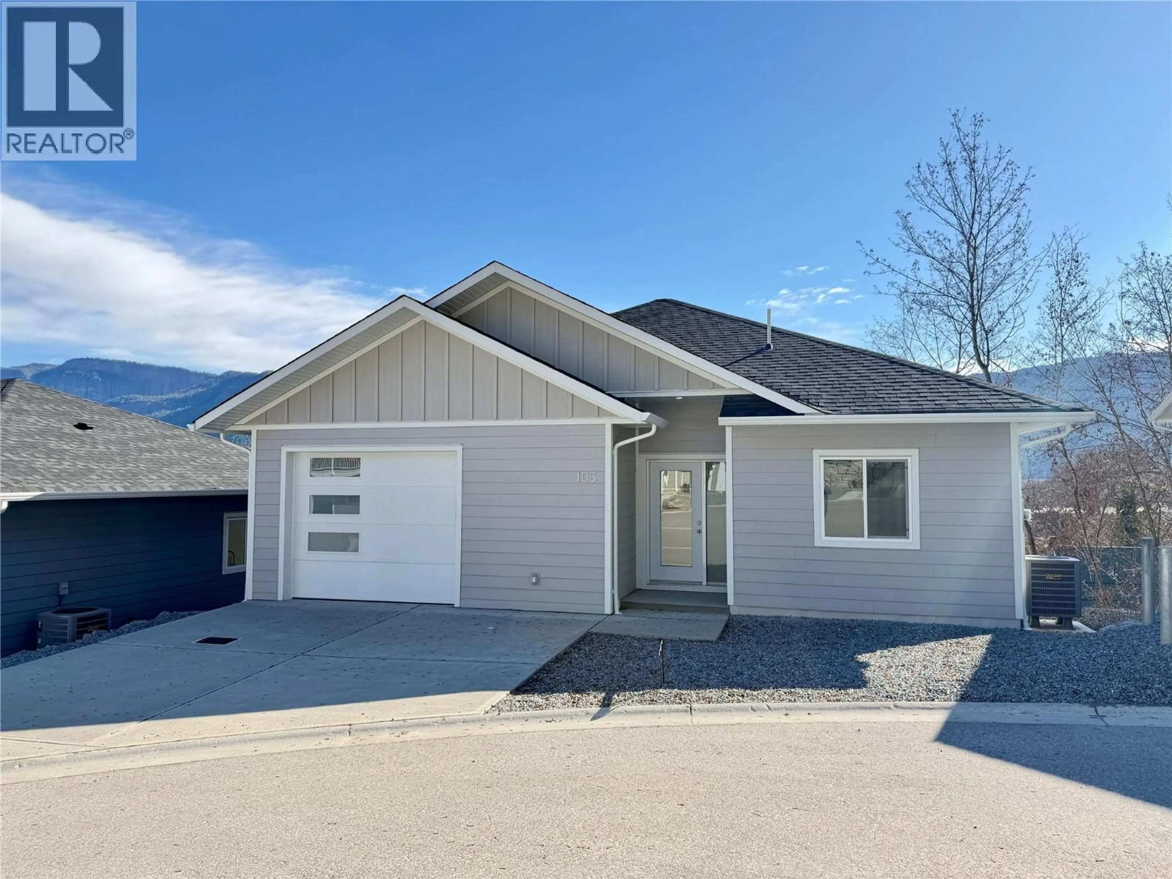 Home with vinyl exterior material, street for 103 - 806 CLIFF AVENUE, Enderby British Columbia V0E1V1