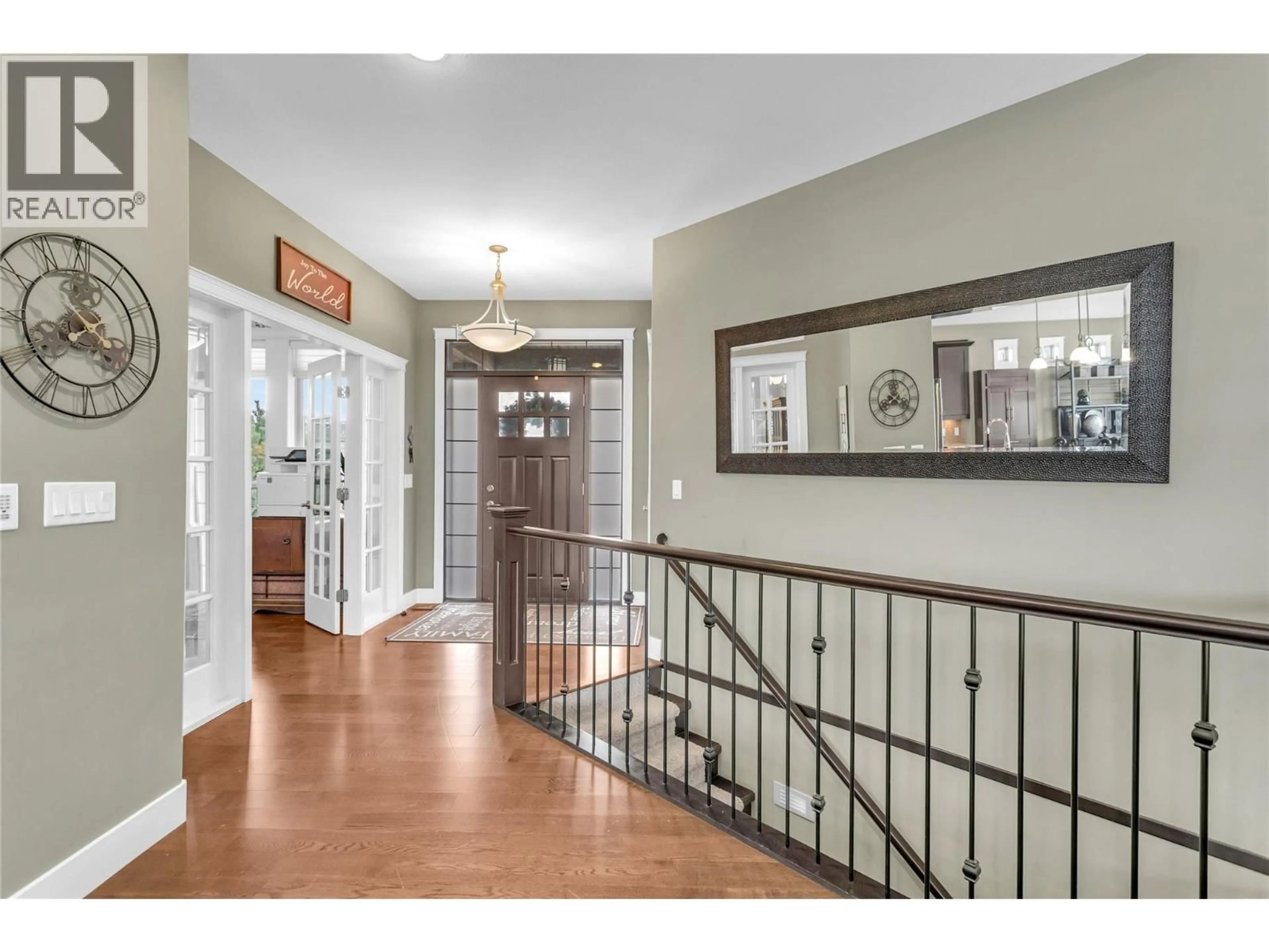 Indoor entryway for 12830 LAKE HILL LANE, Lake Country British Columbia V4V2P7