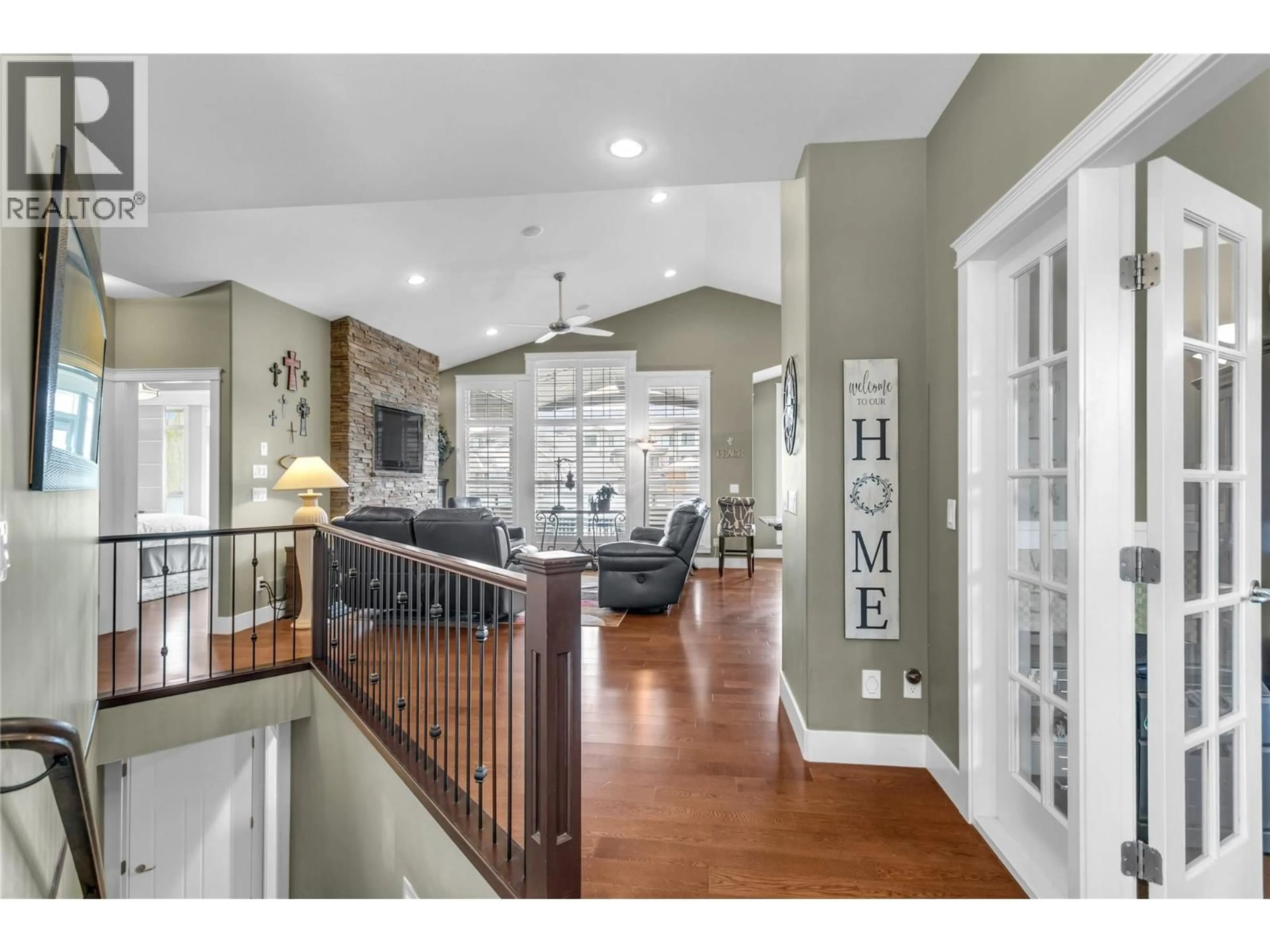 Indoor entryway for 12830 LAKE HILL LANE, Lake Country British Columbia V4V2P7