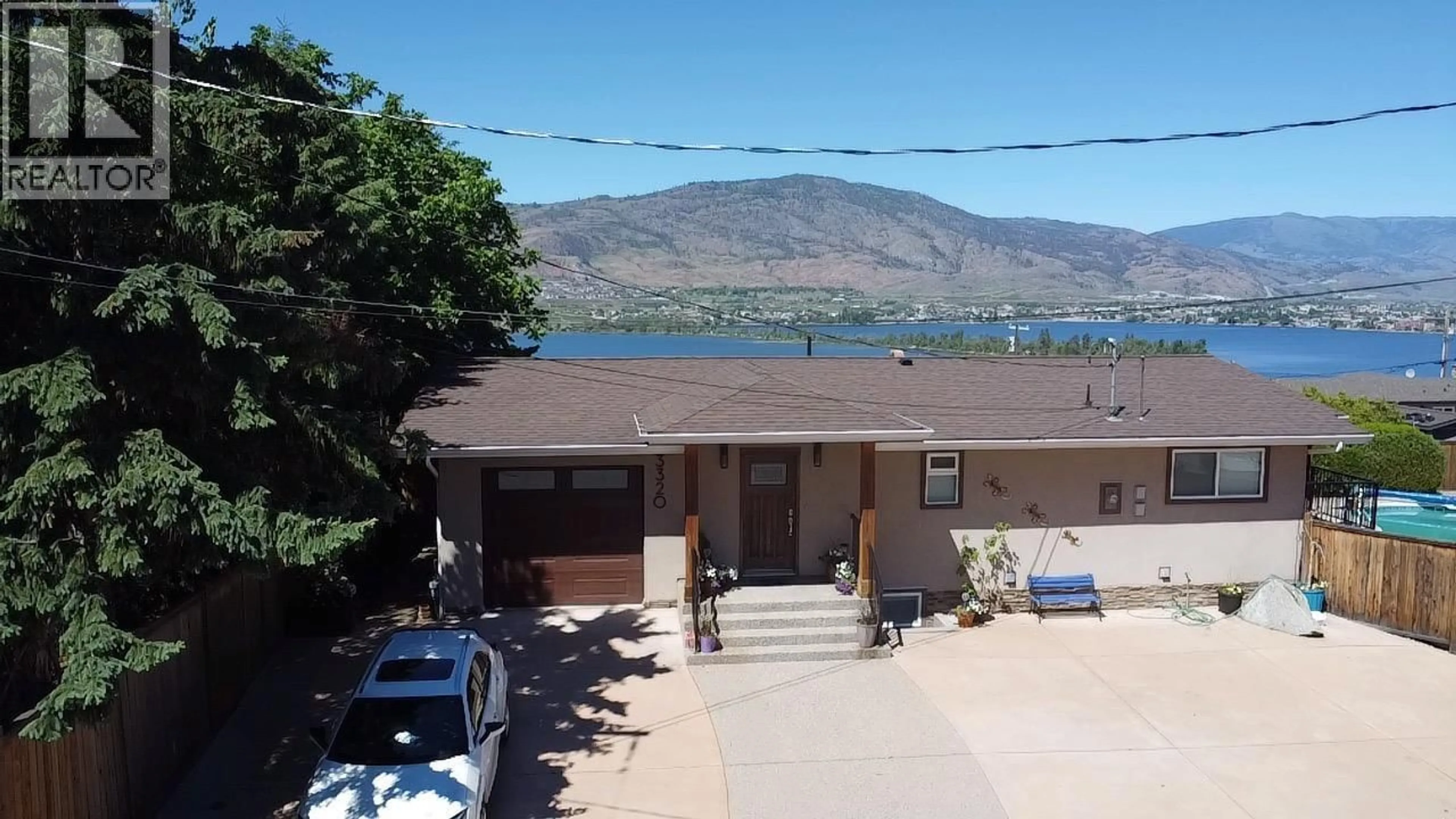 A pic from outside/outdoor area/front of a property/back of a property/a pic from drone, water/lake/river/ocean view for 3320 36TH AVENUE, Osoyoos British Columbia V0H1V6