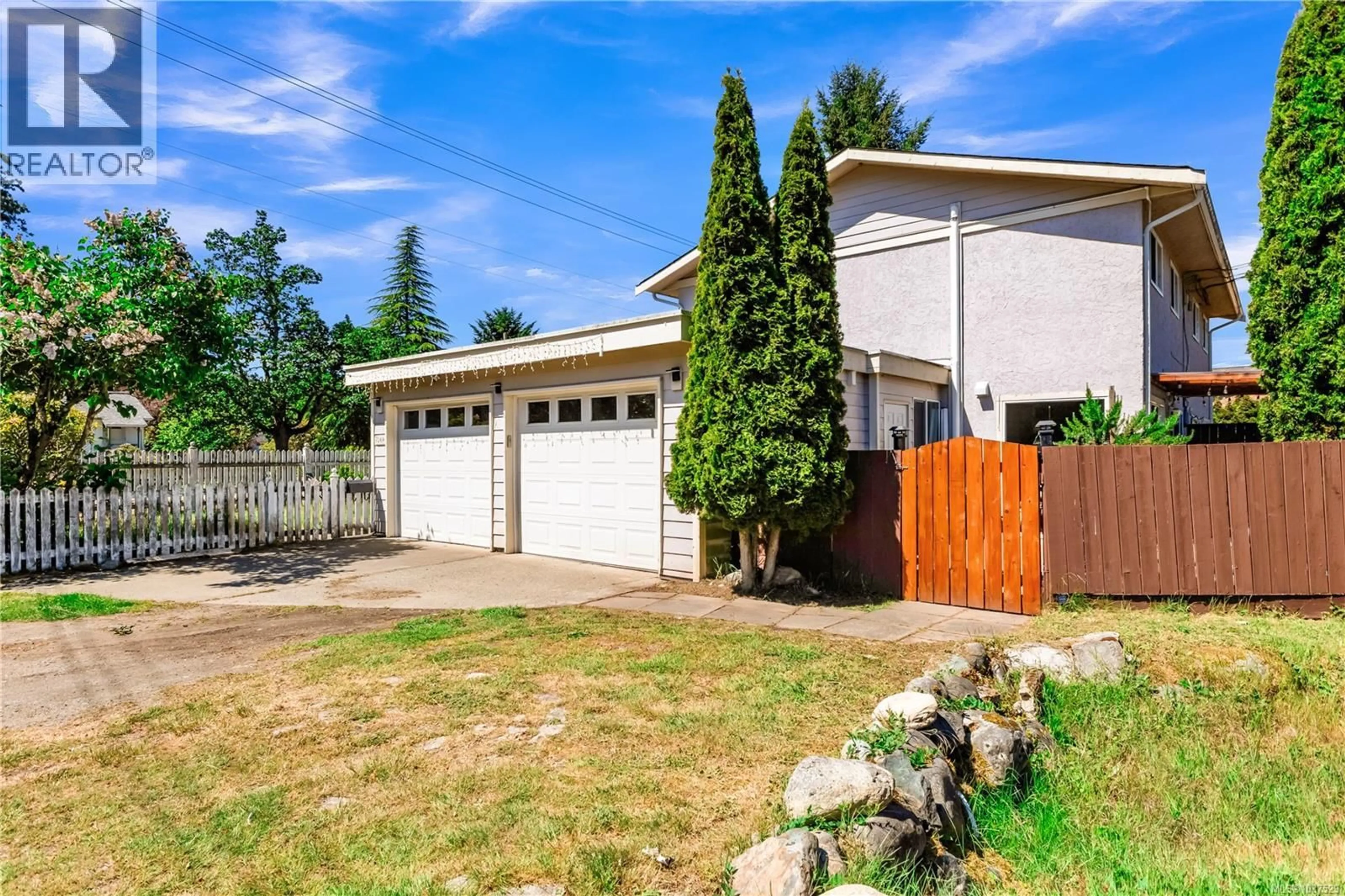 Unknown for 726A KELLY ROAD, Colwood British Columbia V9B2A9