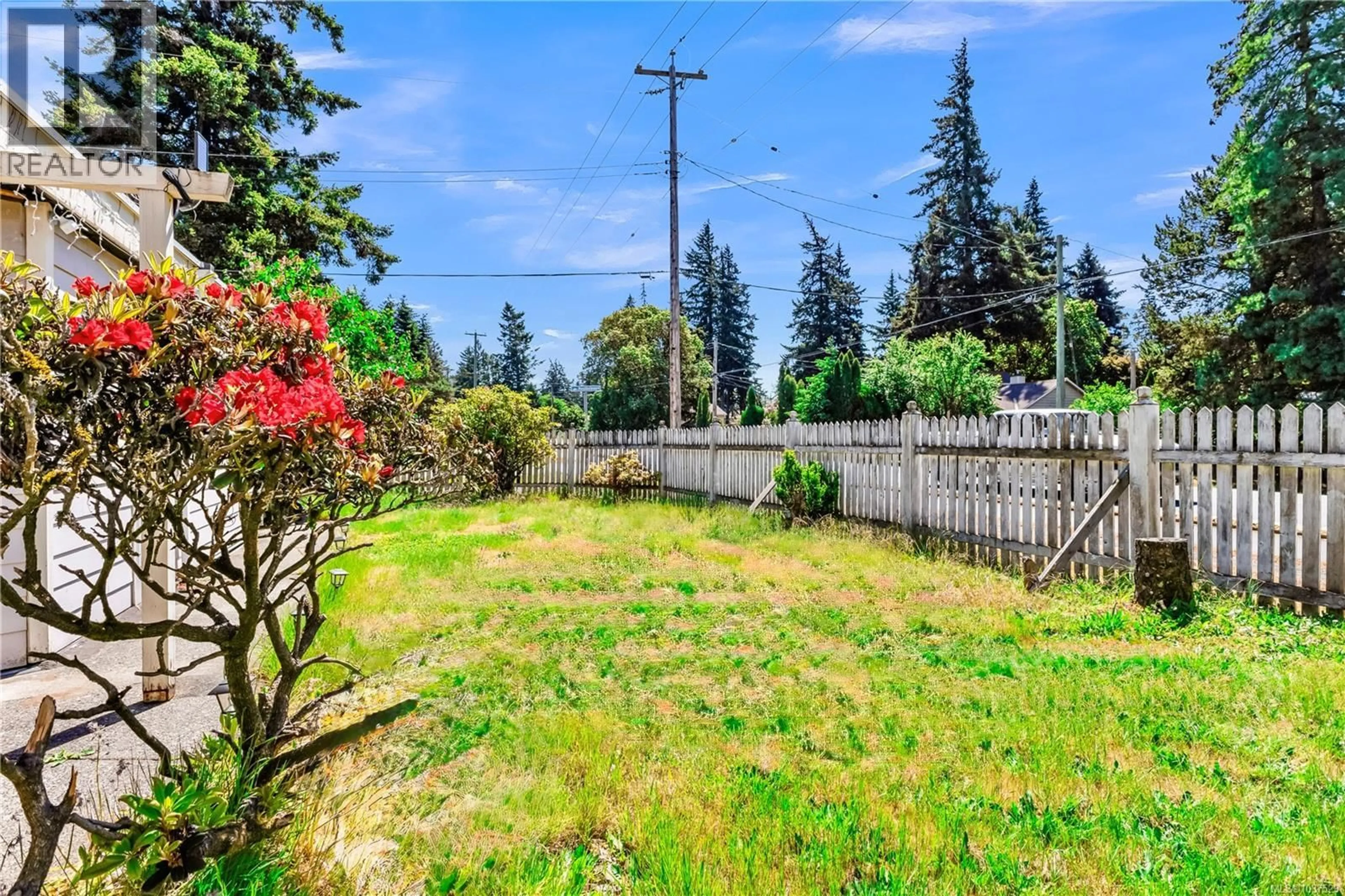 Patio, unknown for 726A KELLY ROAD, Colwood British Columbia V9B2A9