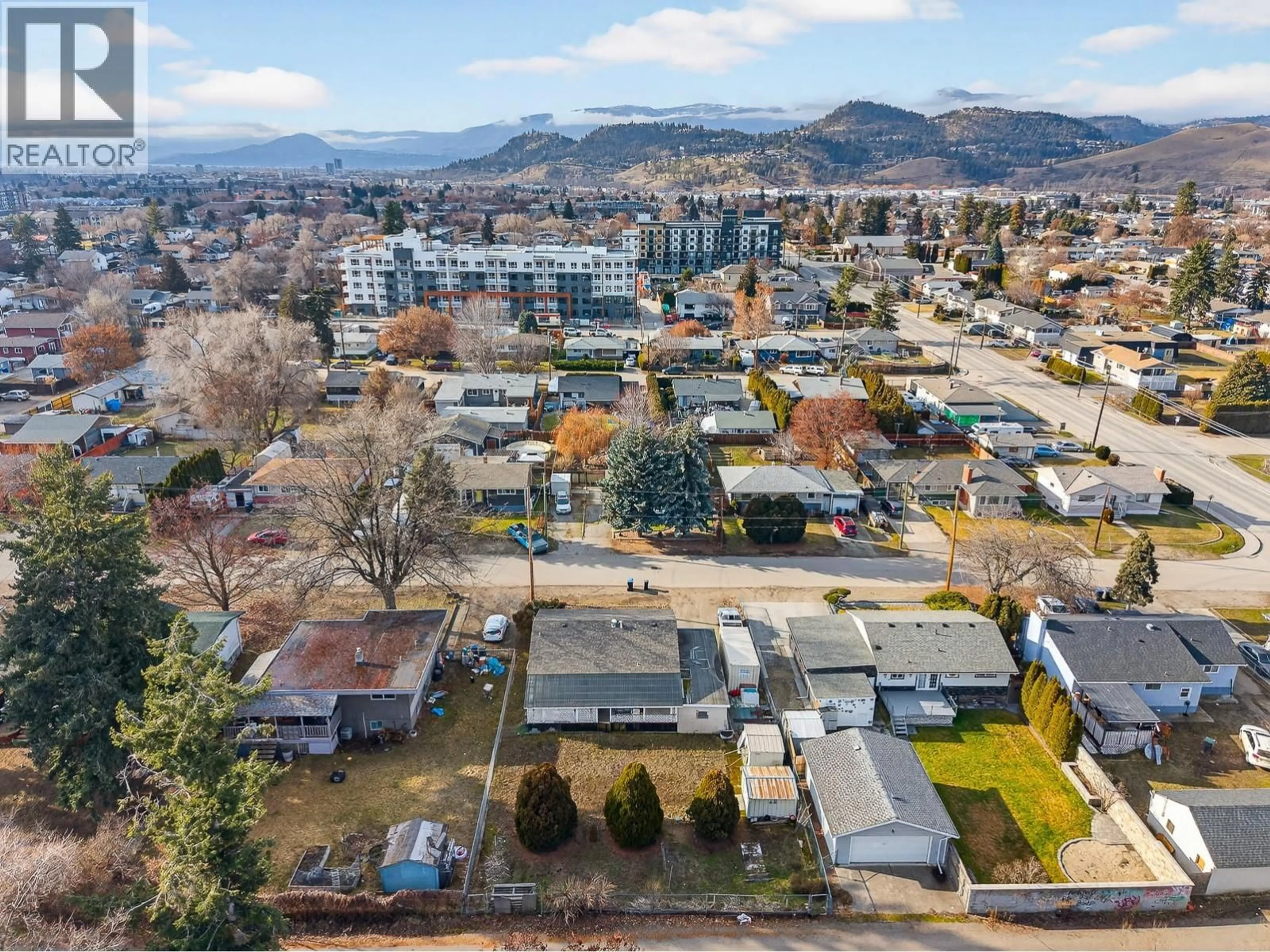A pic from outside/outdoor area/front of a property/back of a property/a pic from drone, mountain view for 505 DONHAUSER ROAD, Kelowna British Columbia V1X3G2