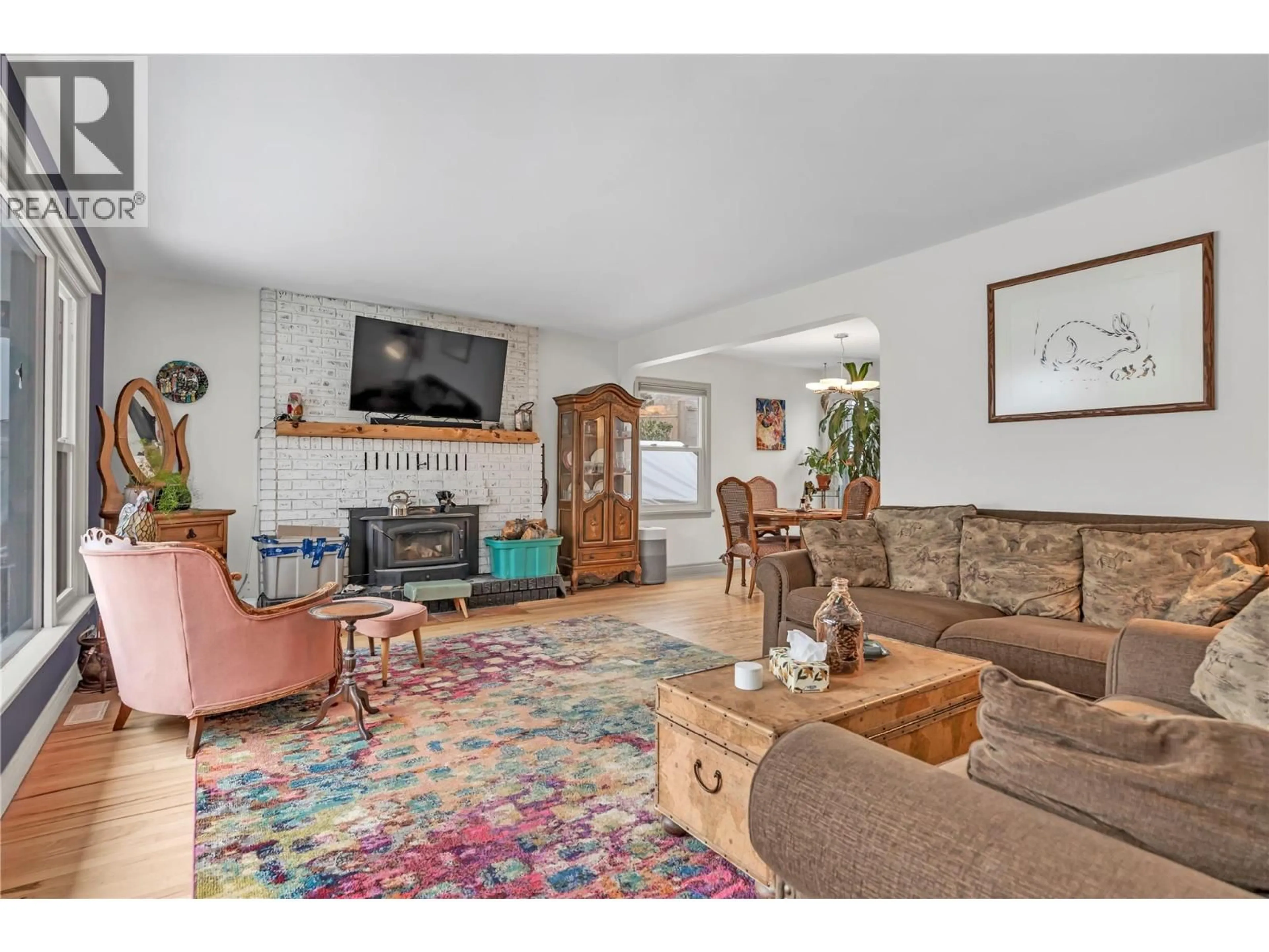 Living room with furniture, unknown for 10919 ACLAND STREET, Summerland British Columbia V0H1Z0