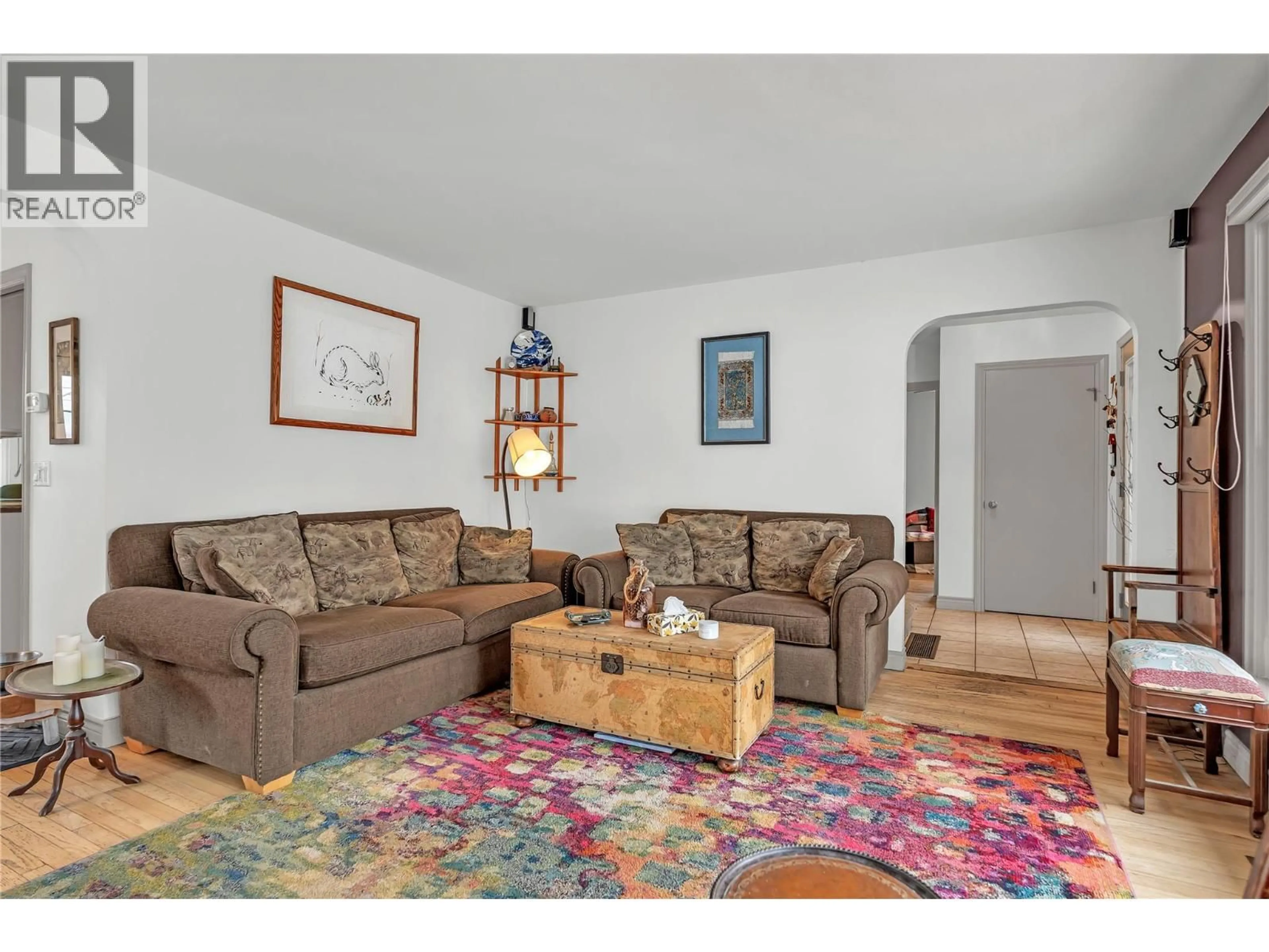 Living room with furniture, unknown for 10919 ACLAND STREET, Summerland British Columbia V0H1Z0