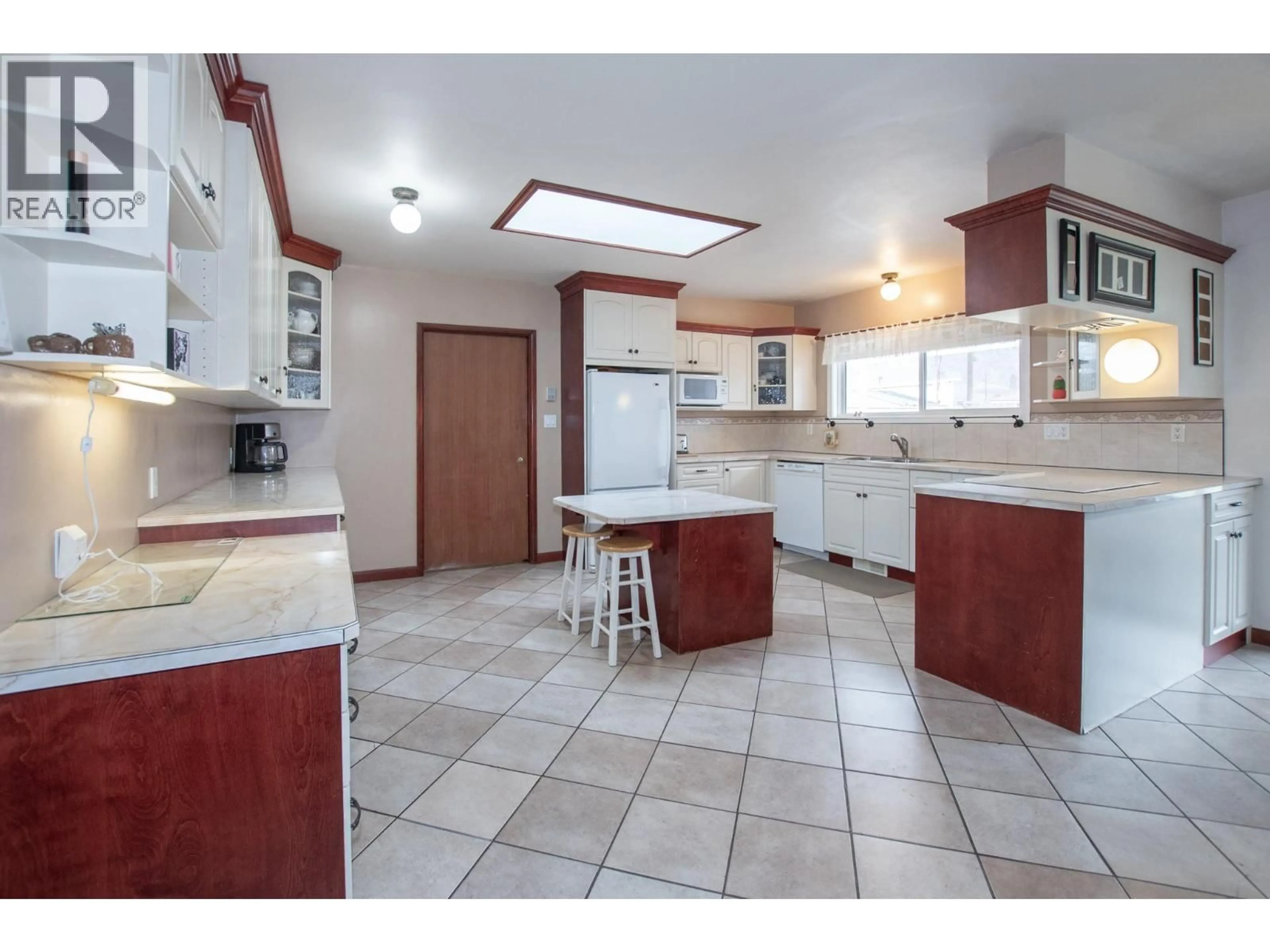 Open concept kitchen, ceramic/tile floor for 2737 UPPER BENCH ROAD, Keremeos British Columbia V0X1N4