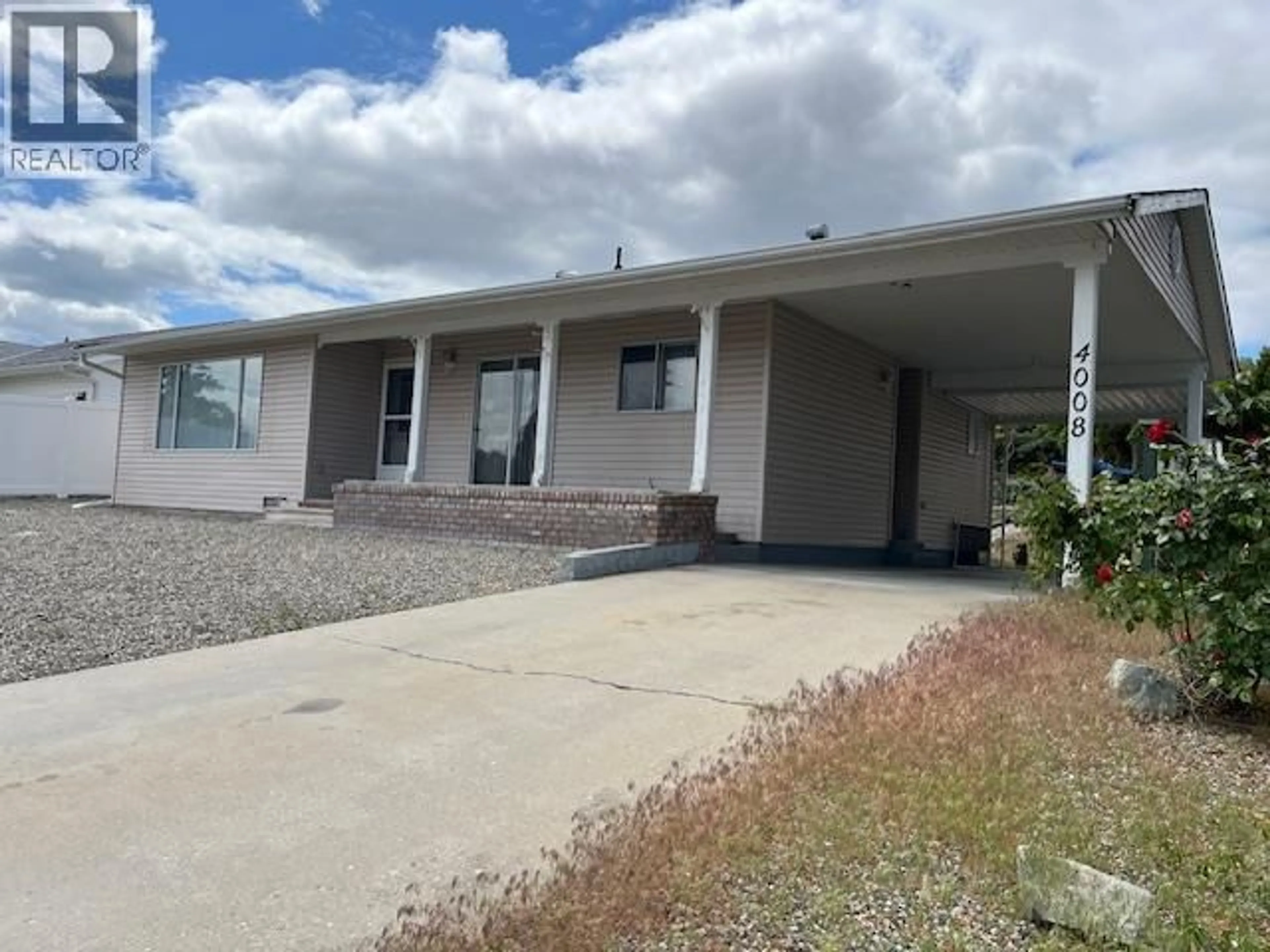 Home with vinyl exterior material, unknown for 4008 LOBELIA DRIVE, Osoyoos British Columbia V0H1V1