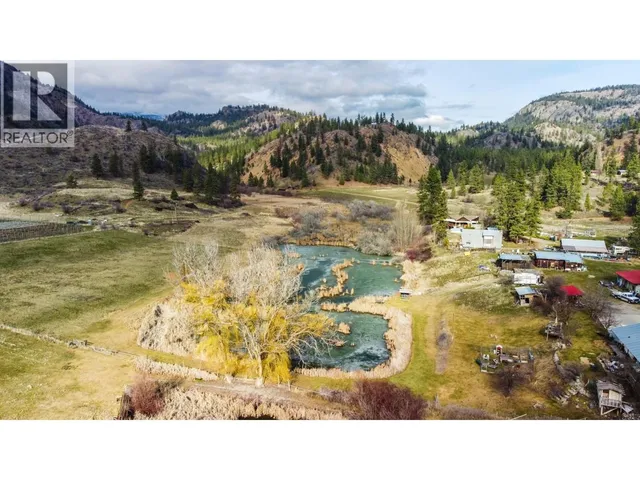 698 GREEN LAKE ROAD, Oliver 5