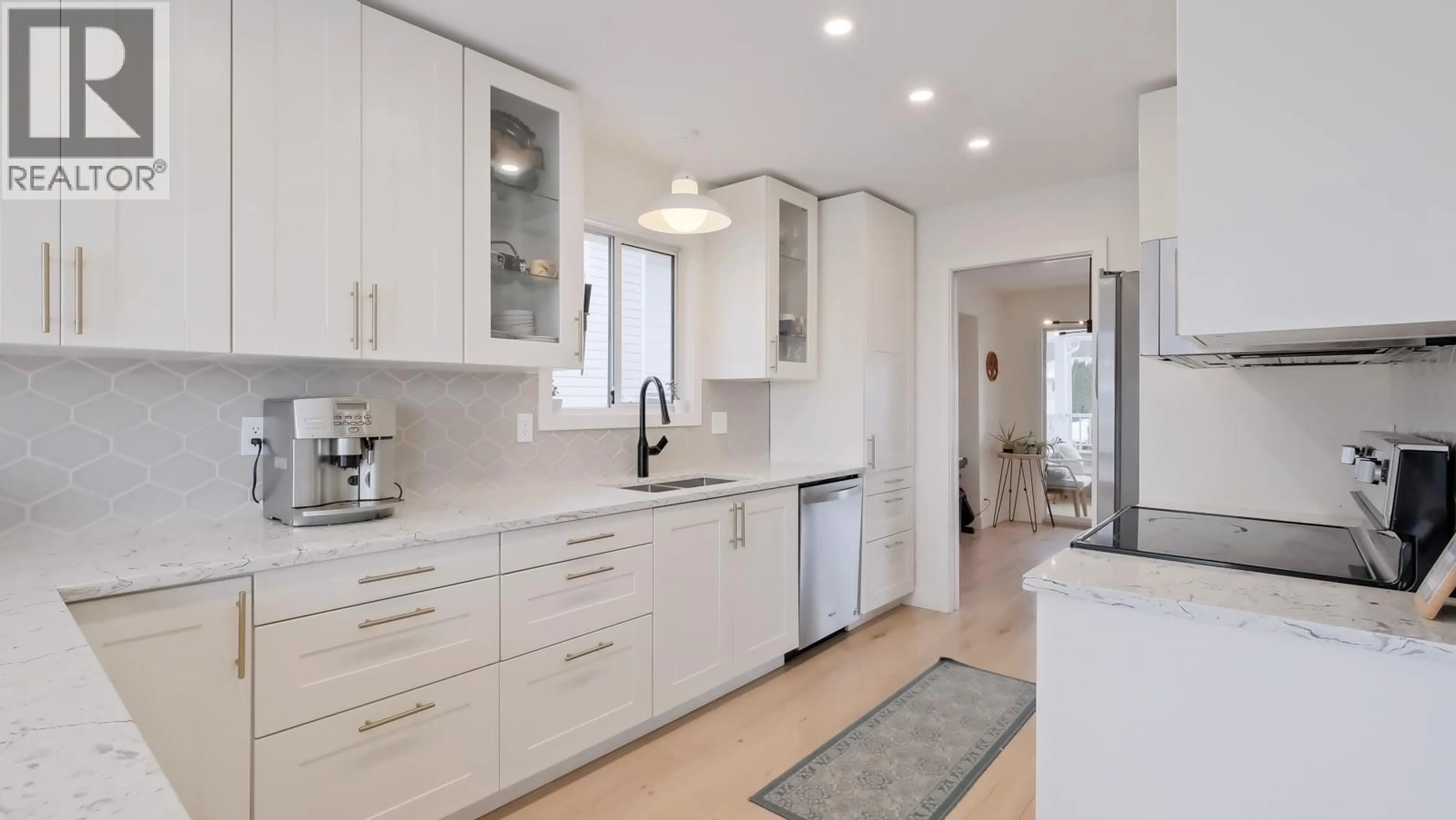 Contemporary kitchen, ceramic/tile floor for 163 ROGERS CRESCENT, Penticton British Columbia V2A8E6