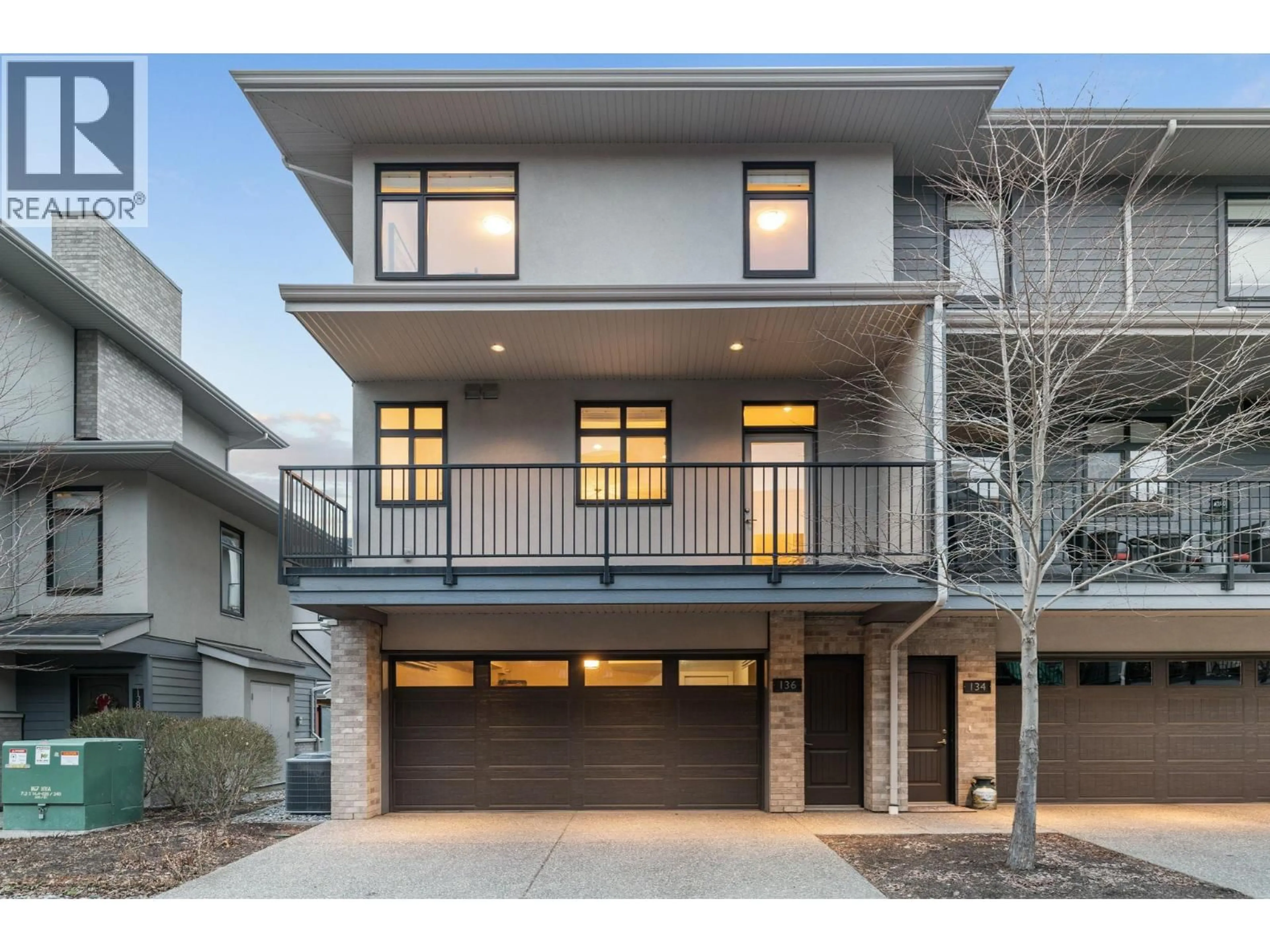 Home with brick exterior material, street for 136 - 1102 CAMERON AVENUE, Kelowna British Columbia V1Y0B2