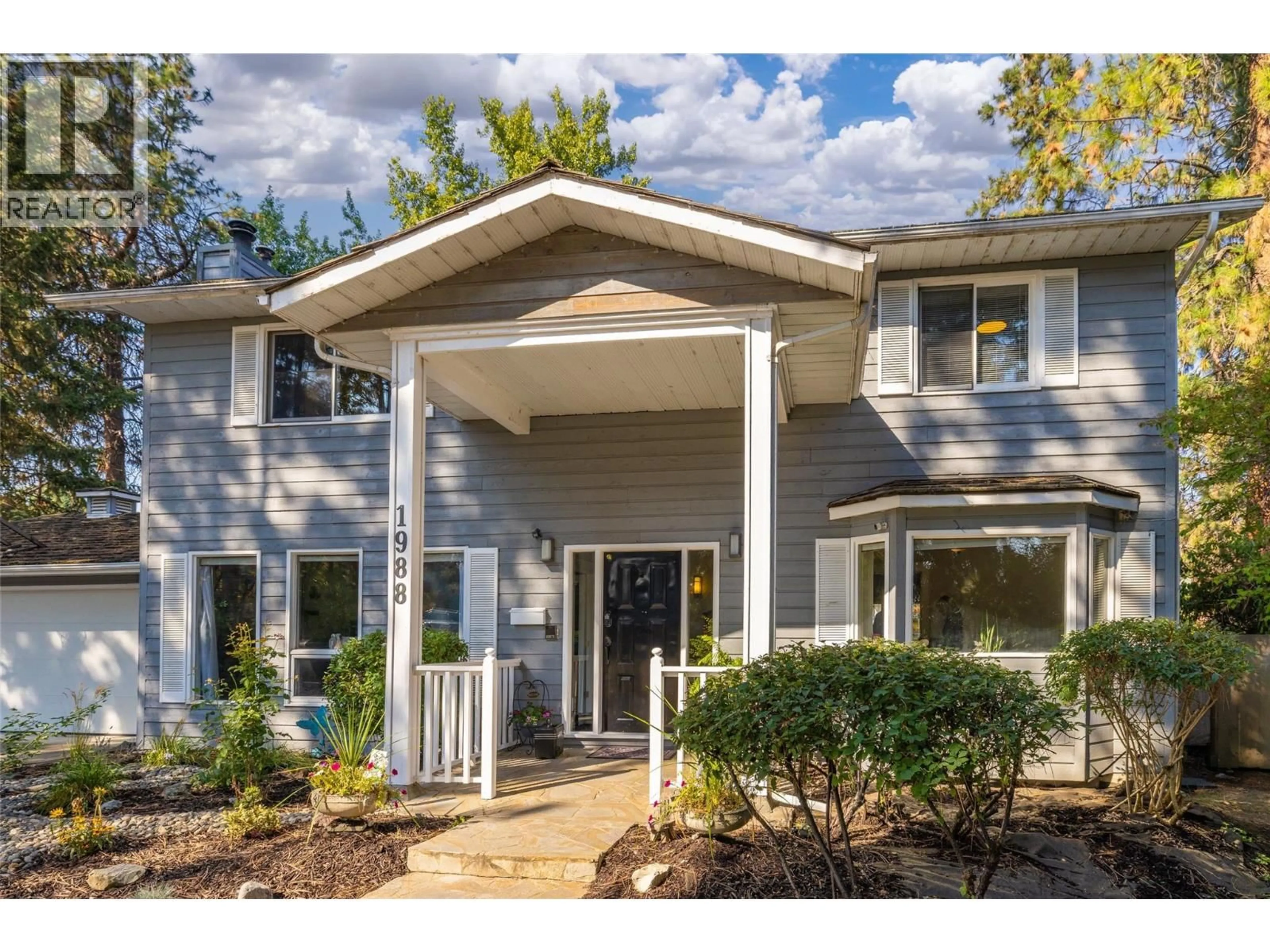 Home with vinyl exterior material, unknown for 1988 ABEL STREET, West Kelowna British Columbia V1Z3C9