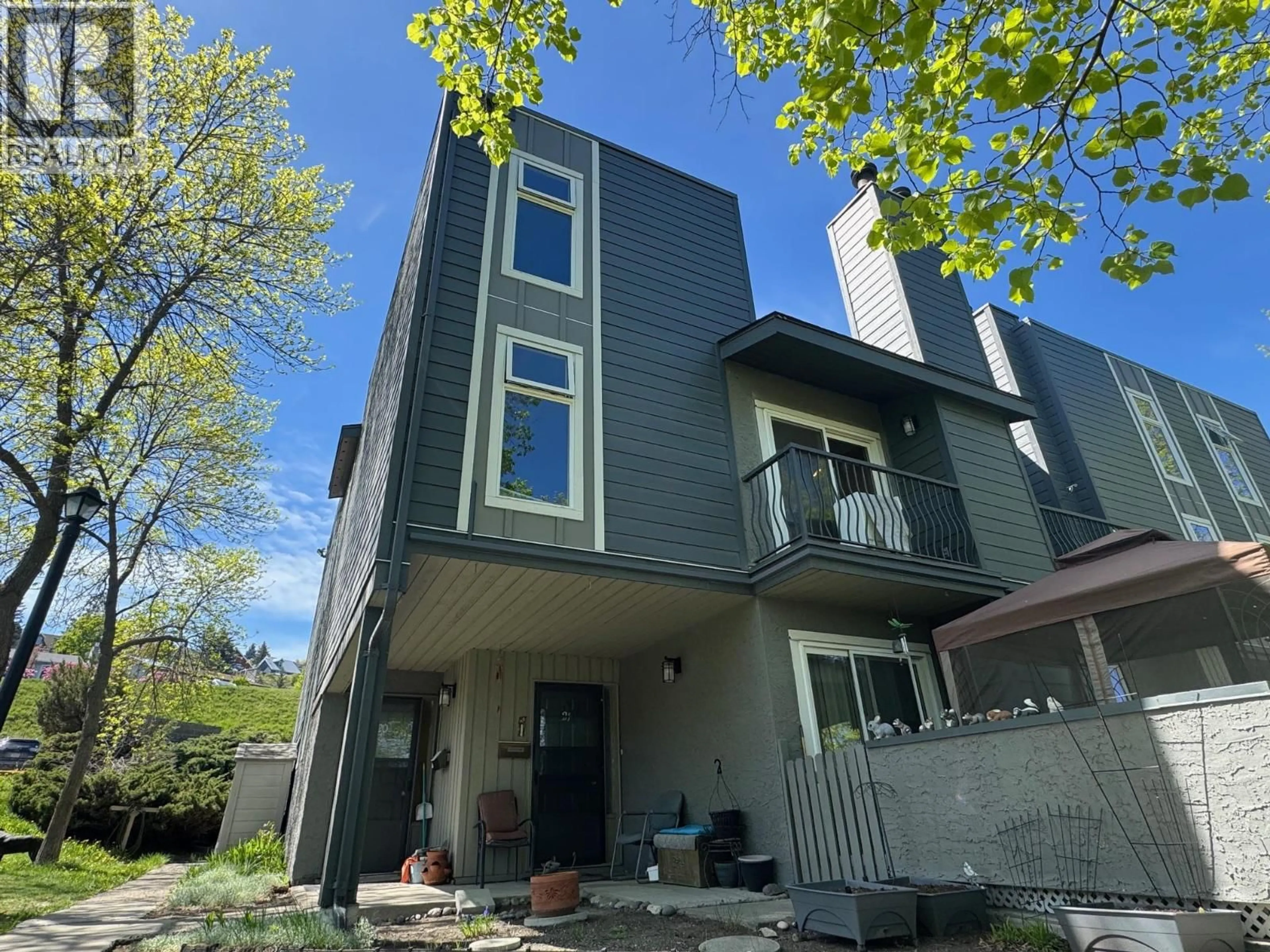Home with vinyl exterior material, unknown for 20 - 1221 HUGH ALLEN DRIVE, Kamloops British Columbia V1S1M7