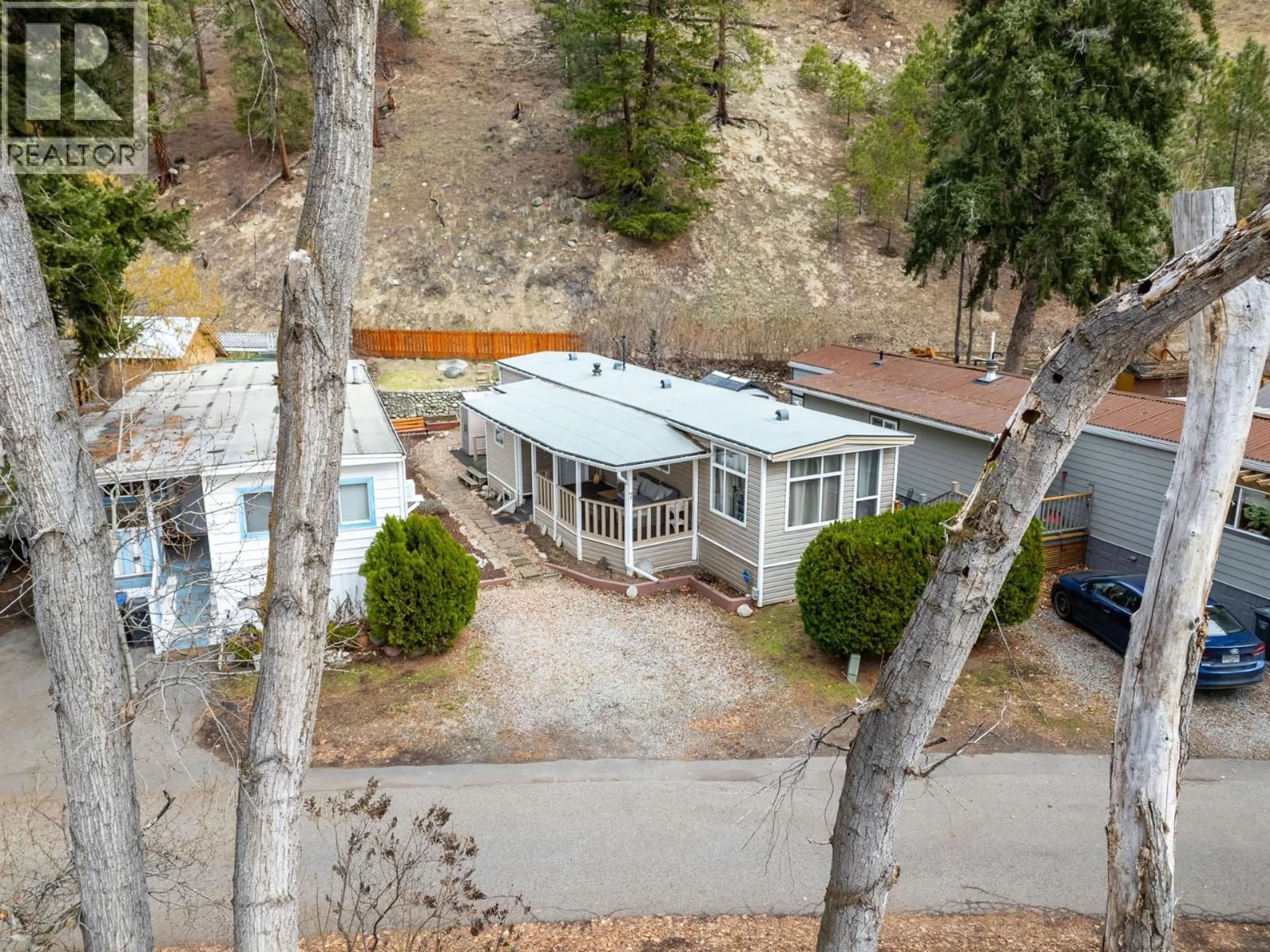 A pic from outside/outdoor area/front of a property/back of a property/a pic from drone, unknown for 7 - 5432 CHIDLEY ROAD, Peachland British Columbia V0H1X5