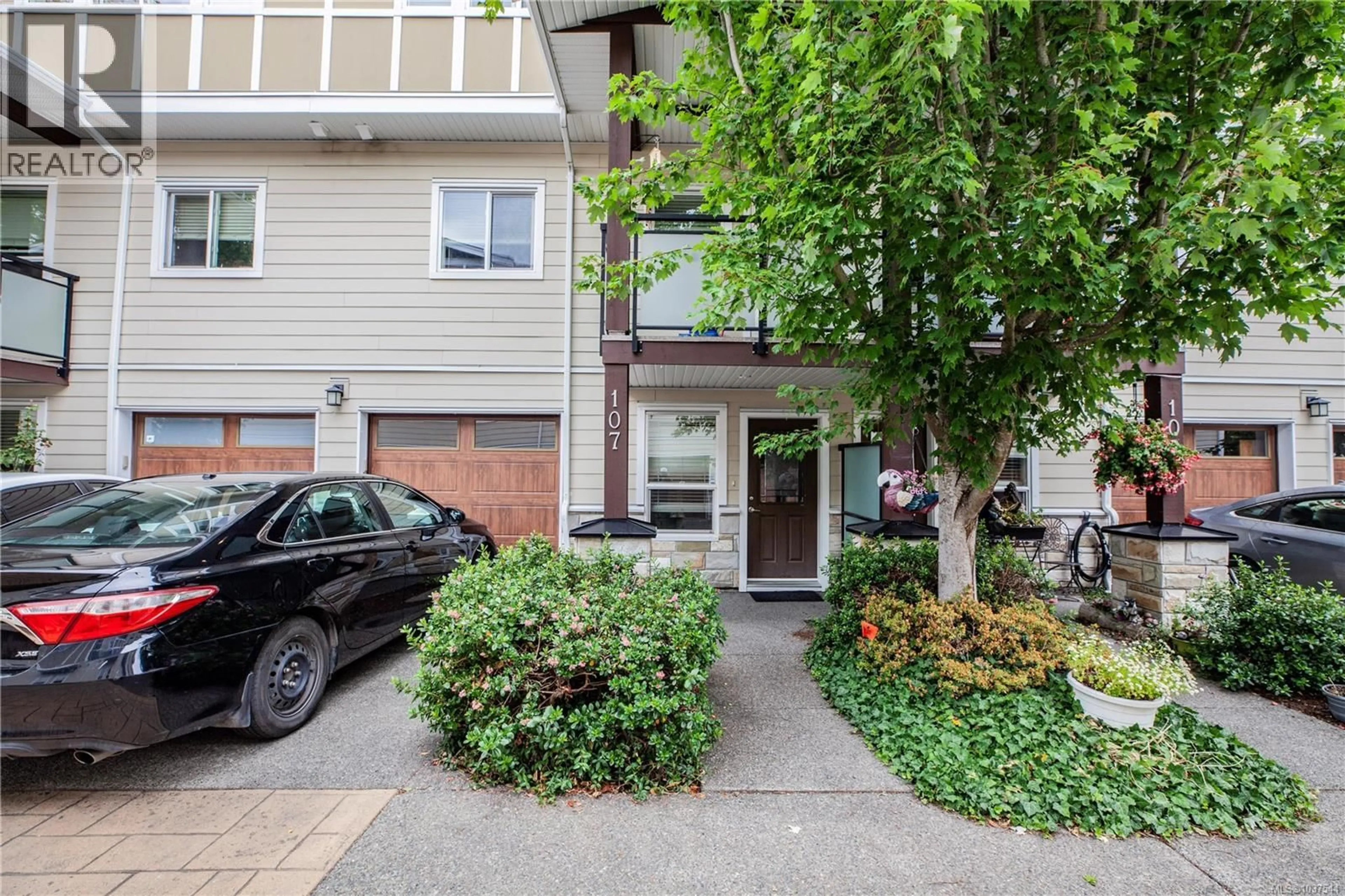 Patio, street for 107 - 2889 CARLOW ROAD, Langford British Columbia V9B2S3