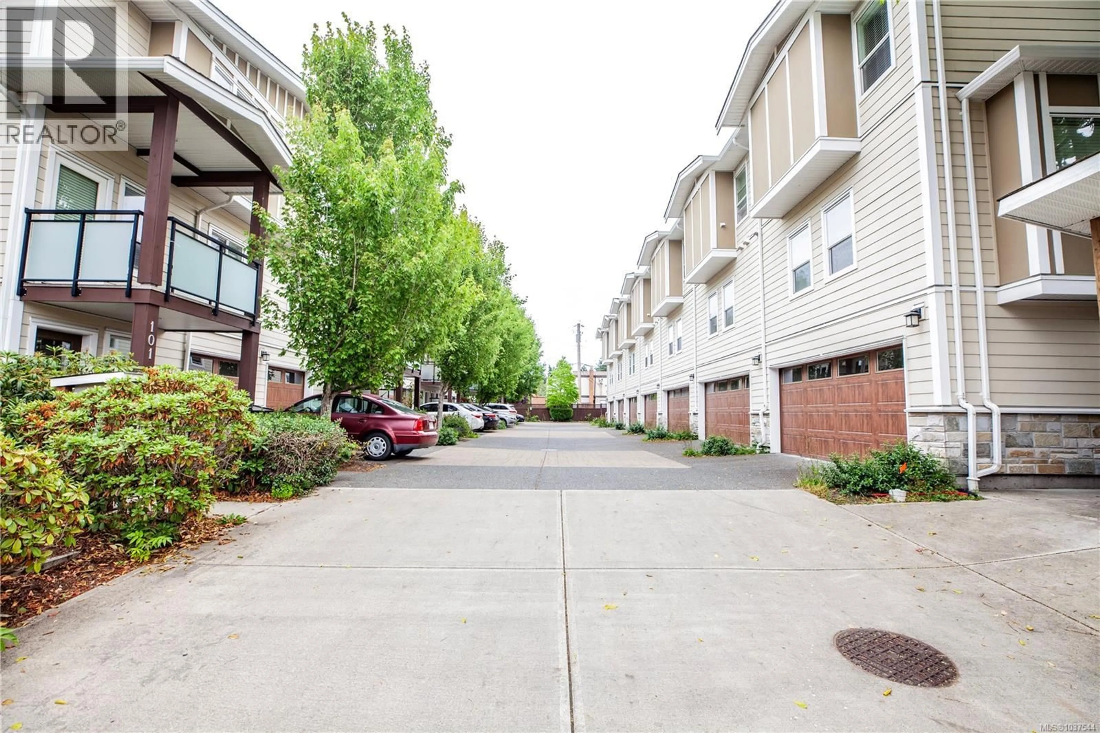 Patio, street for 107 - 2889 CARLOW ROAD, Langford British Columbia V9B2S3