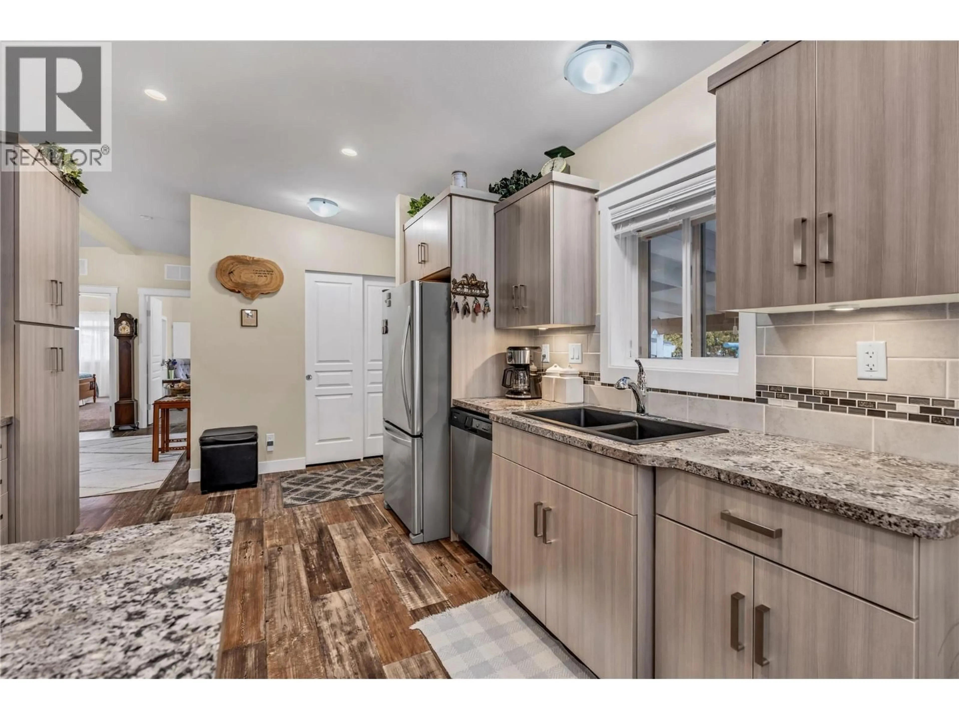 Open concept kitchen, unknown for 47 - 197 DAUPHIN AVENUE, Penticton British Columbia V2A3S3