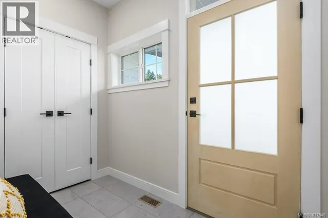 201 - 2580 BROOKFIELD DRIVE, Courtenay 5