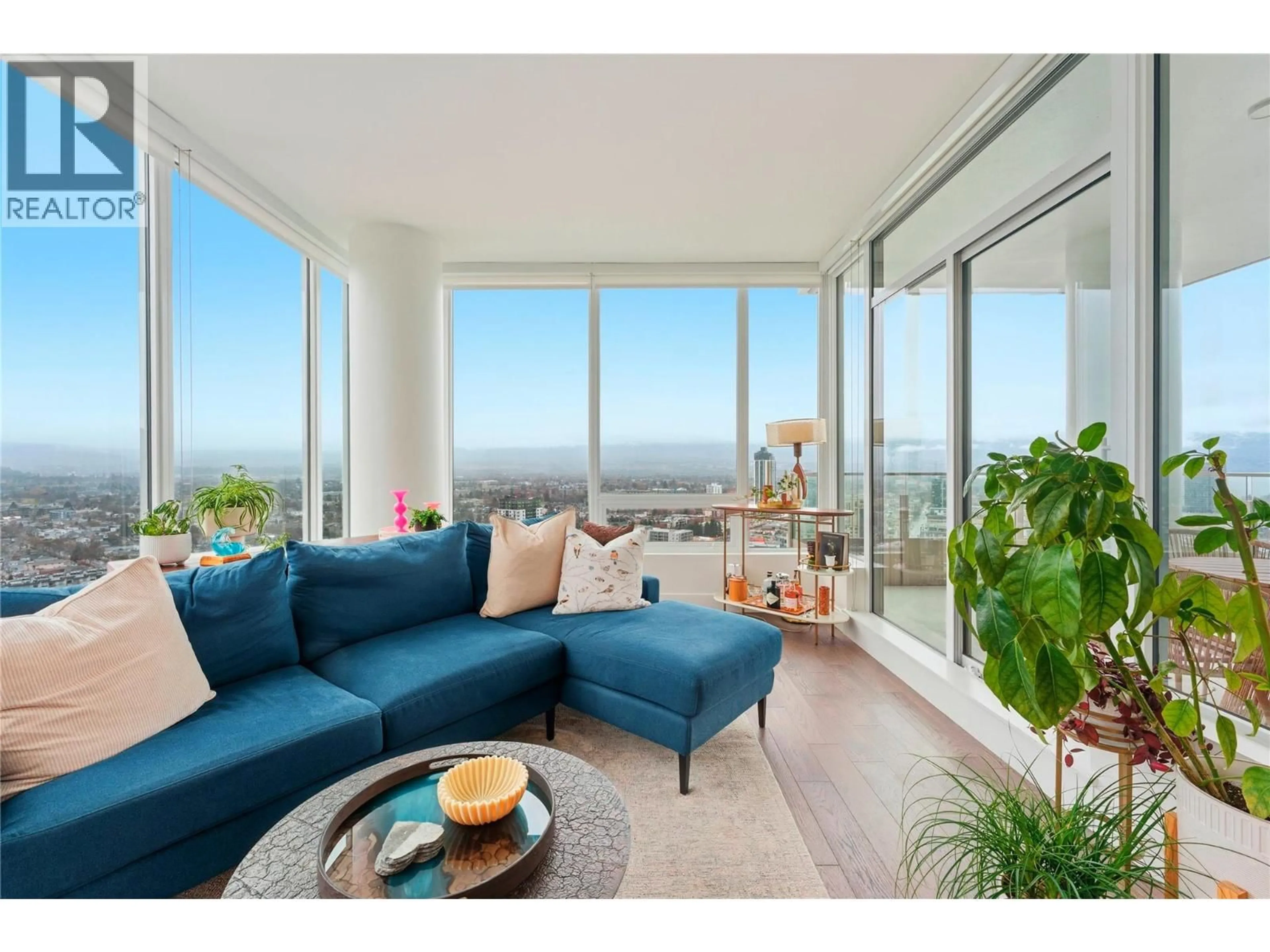 Living room with furniture, unknown for 2602 - 1191 SUNSET DRIVE, Kelowna British Columbia V1Y0J4