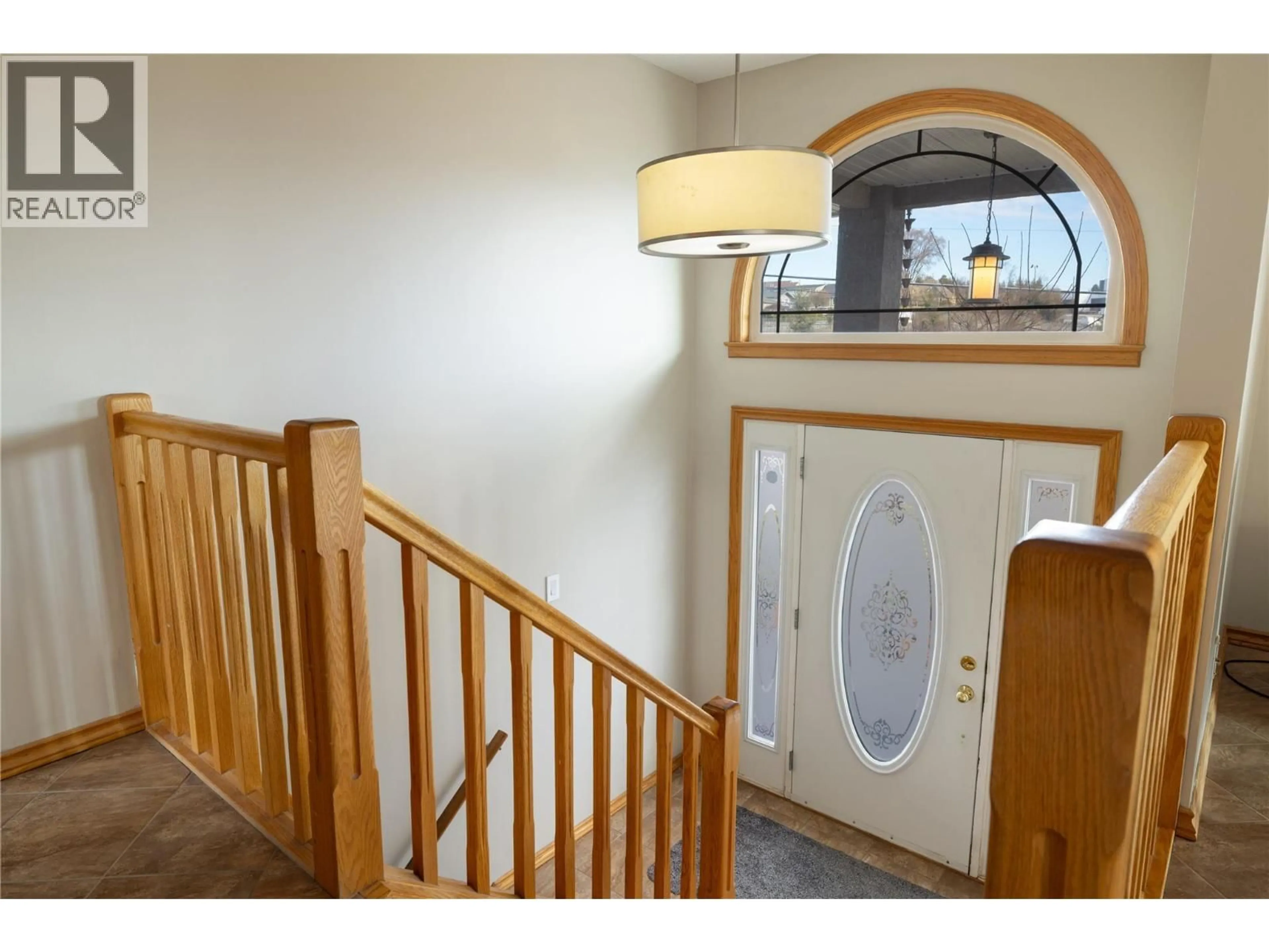 Indoor entryway for 3124 COX ROAD, West Kelowna British Columbia V1Z2B4