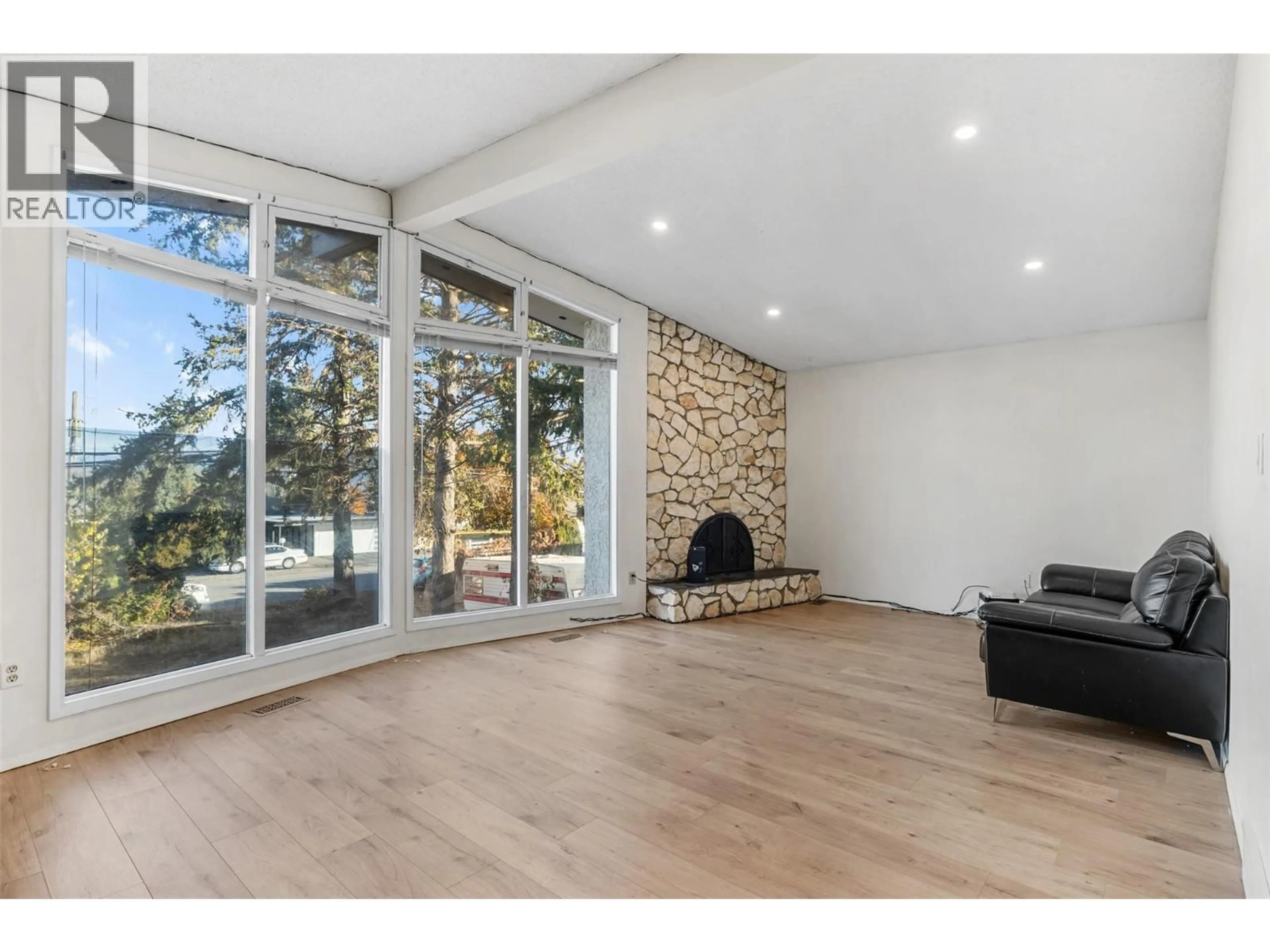 Unknown for 2650 THACKER DRIVE, West Kelowna British Columbia V1Z1W3