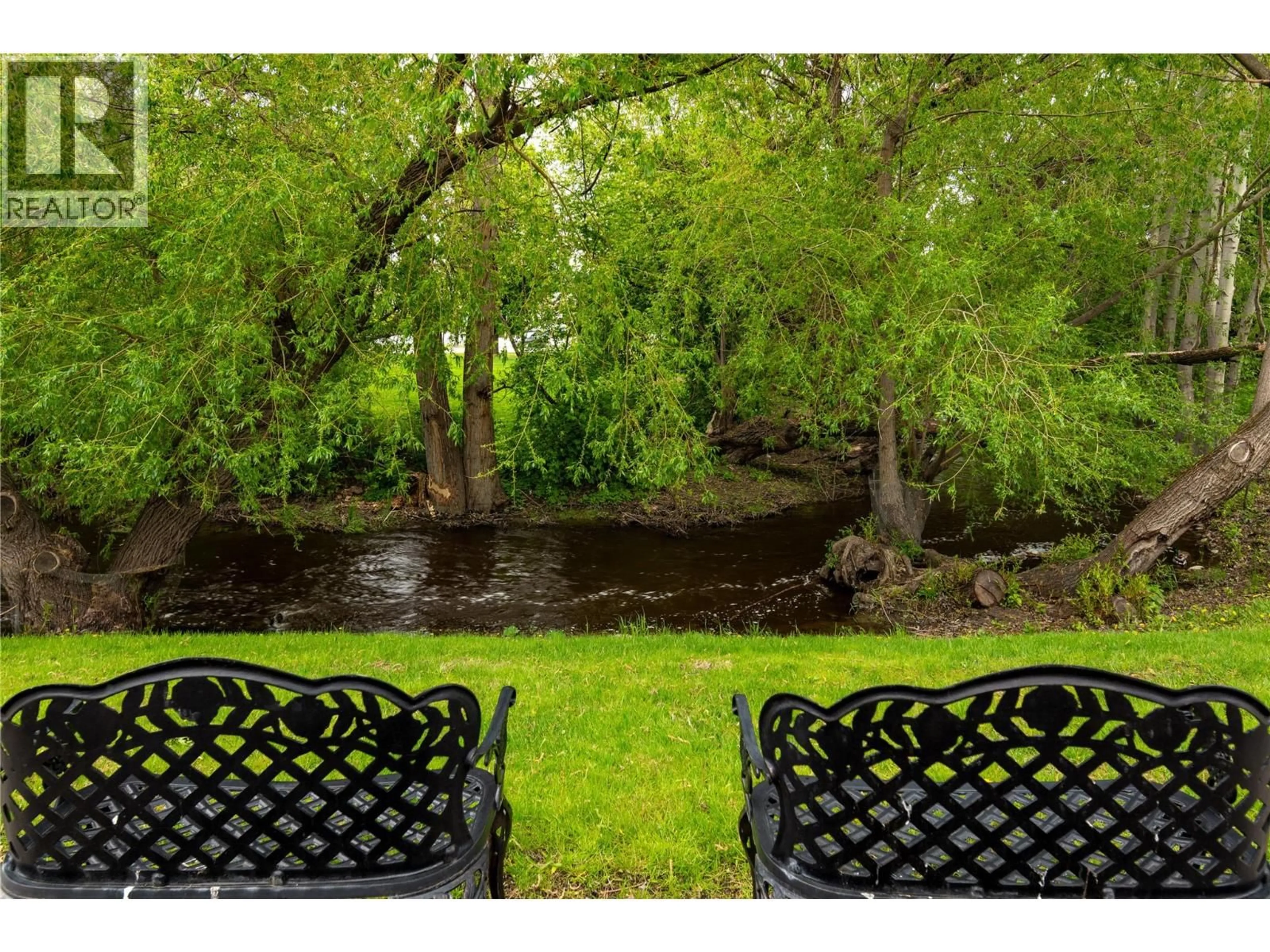 Patio, water/lake/river/ocean view for 315B - 1045 SUTHERLAND AVENUE, Kelowna British Columbia V1Y5Y1