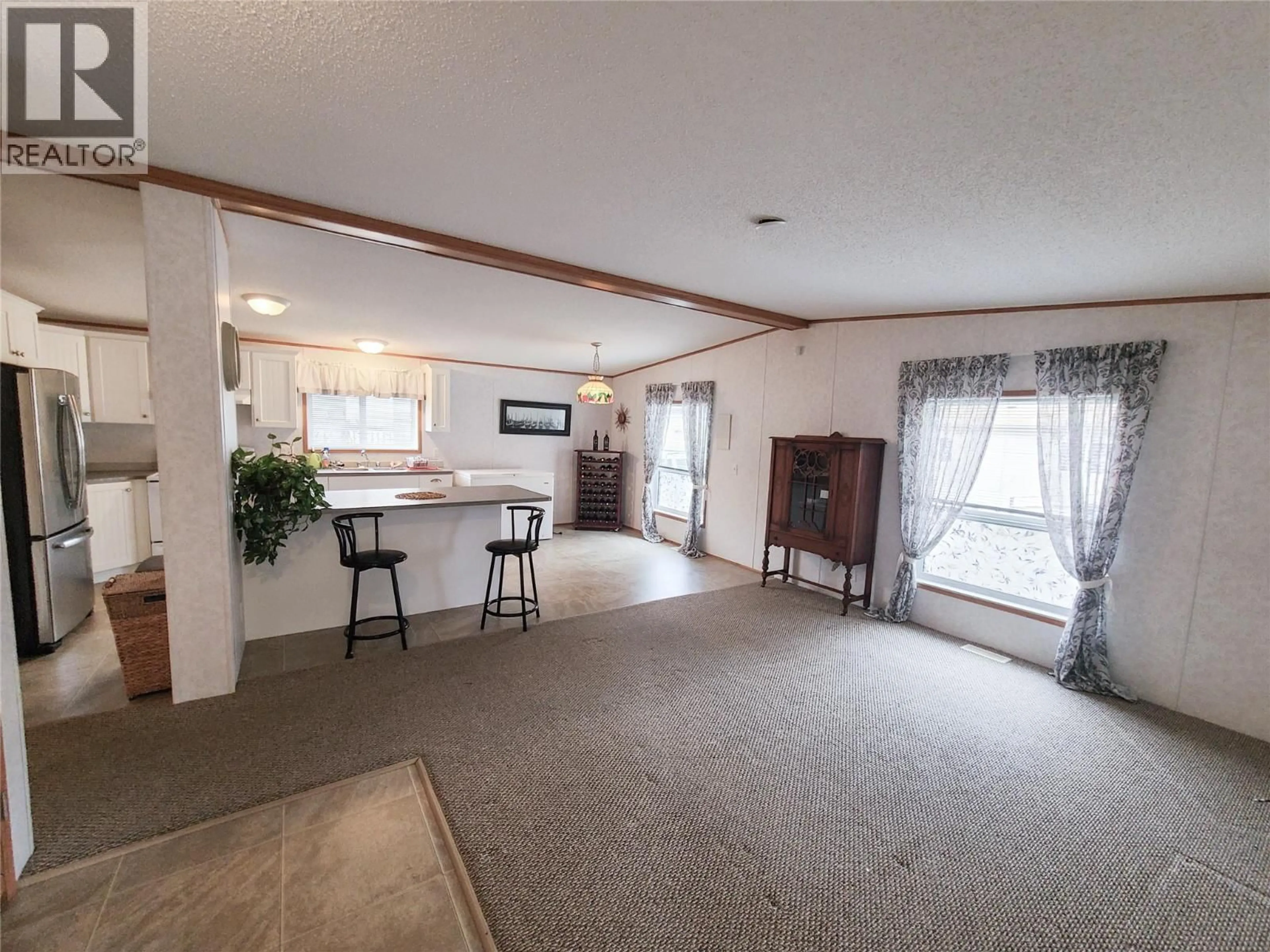 A pic of a room for 24 - 5371 PRINCETON AVENUE, Peachland British Columbia V0H1X8