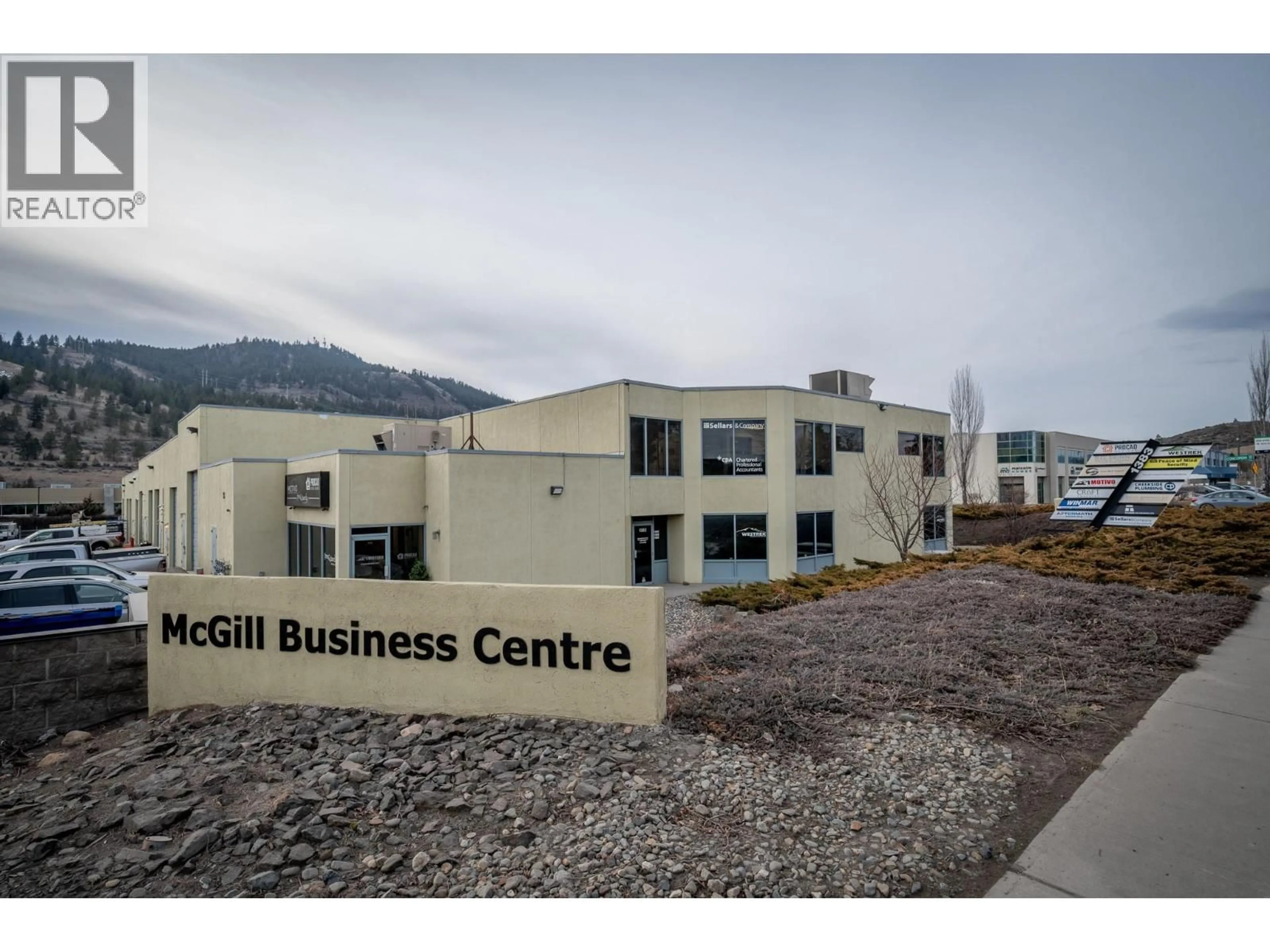 A pic from outside/outdoor area/front of a property/back of a property/a pic from drone, building for 106 - 1383 MCGILL ROAD, Kamloops British Columbia V2C6K7
