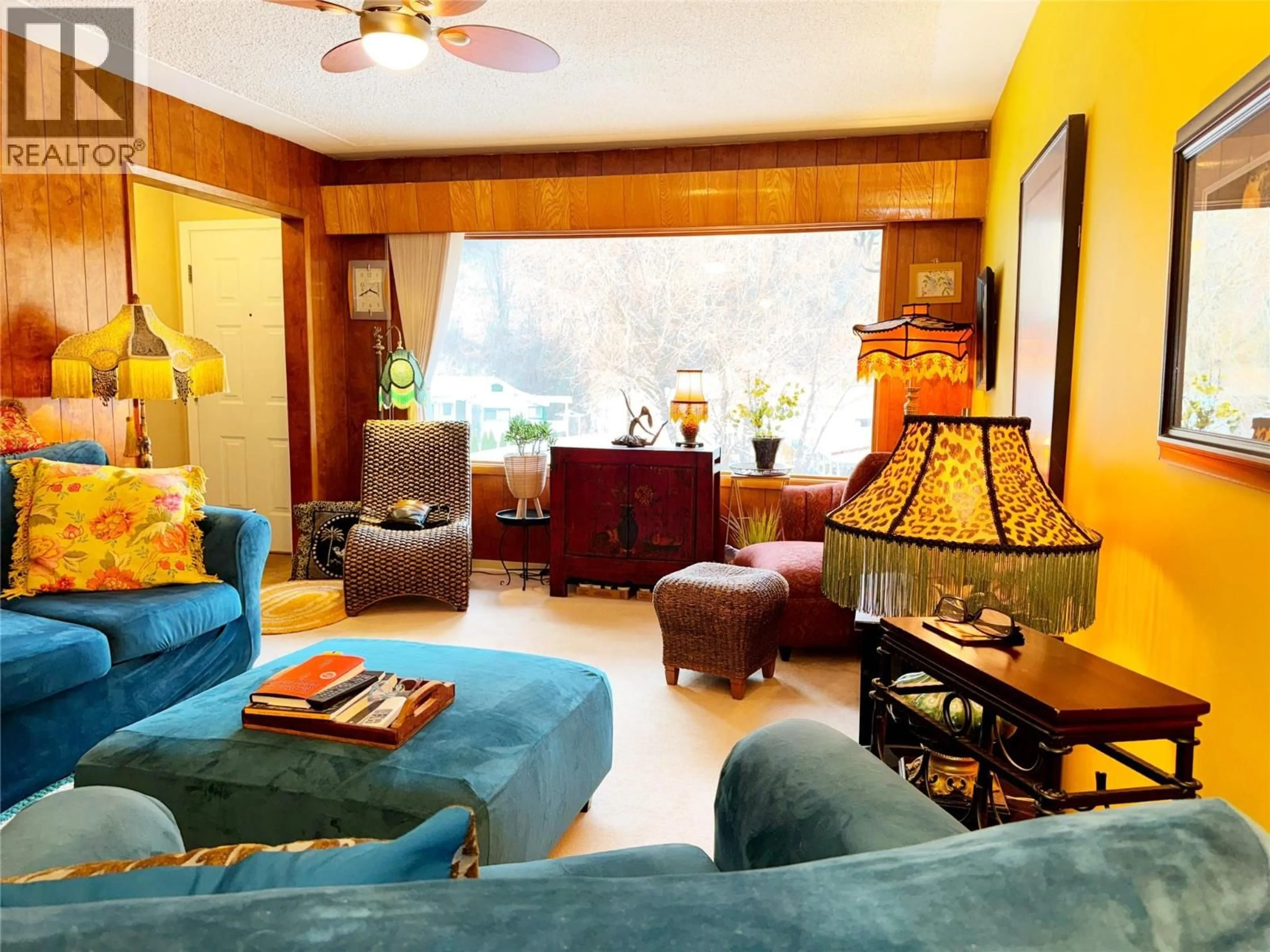 Living room with furniture, unknown for 214 WELLINGTON AVENUE, Warfield British Columbia V1R2K5