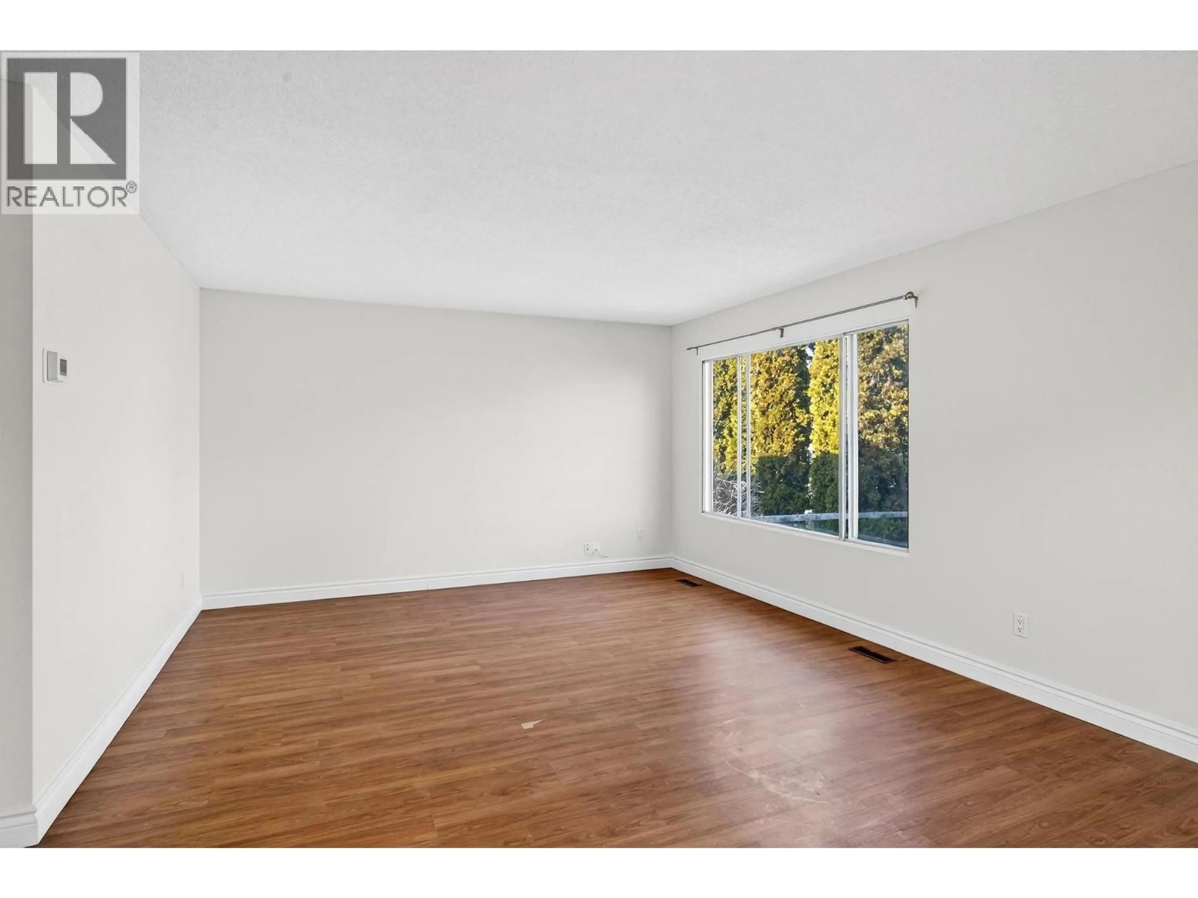 A pic of a room for 1031 MARTIN AVENUE, Kelowna British Columbia V1Y6V6
