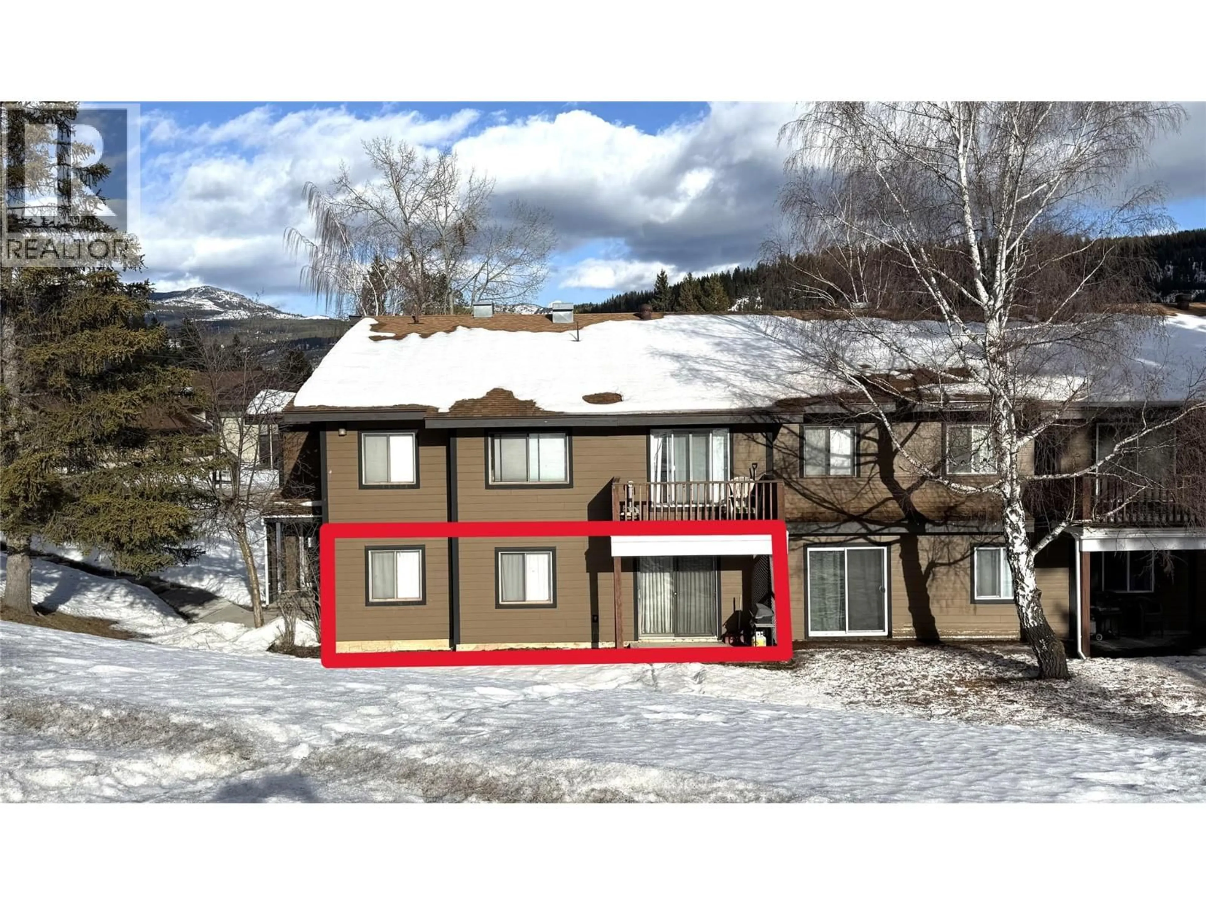 A pic from outside/outdoor area/front of a property/back of a property/a pic from drone, unknown for 210 - 1804 ALPINE DRIVE, Elkford British Columbia V0B1H0