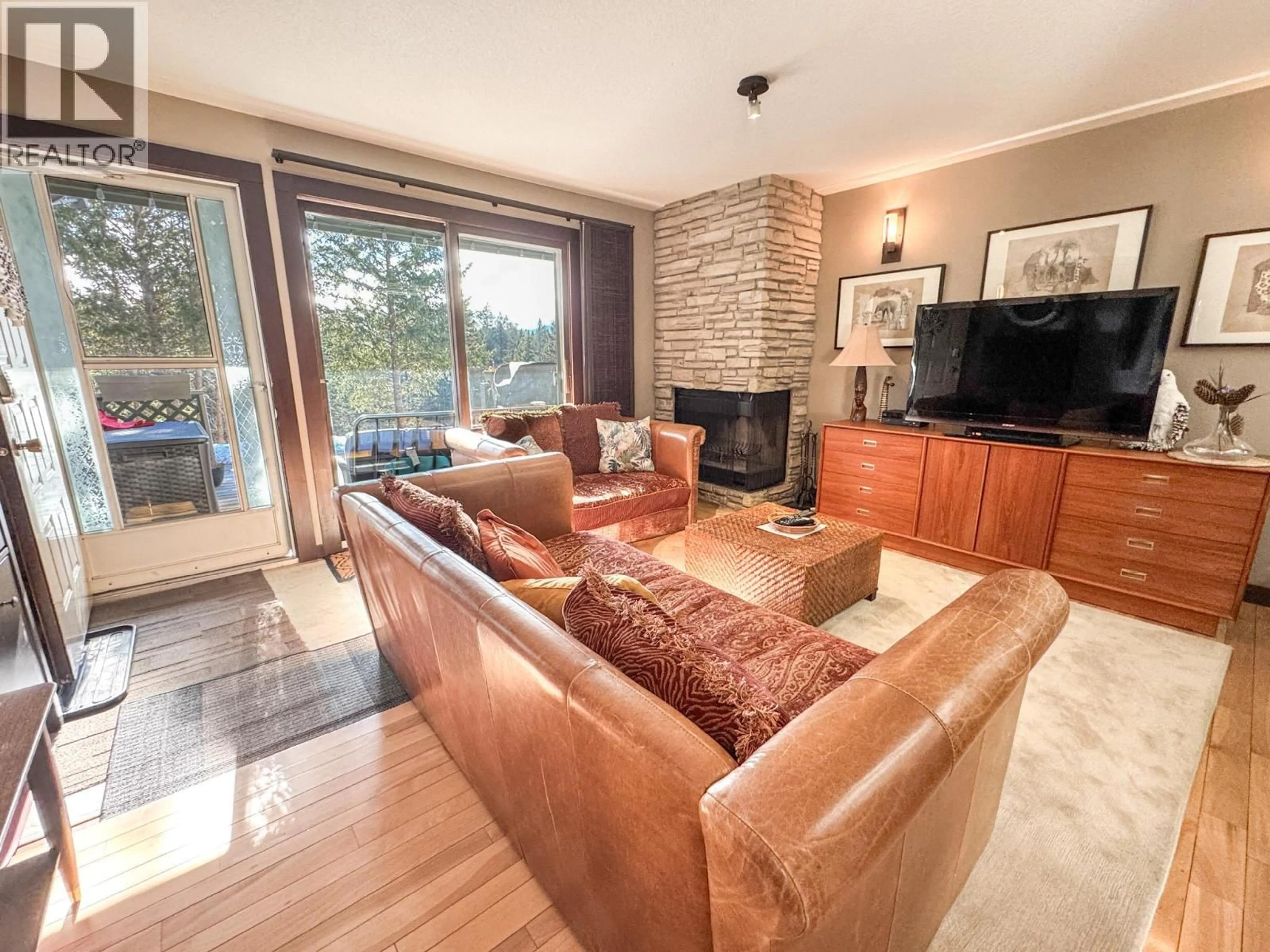 Living room with furniture, unknown for 1 - 1492 AKISKINOOK ROAD, Windermere British Columbia V0B2L1