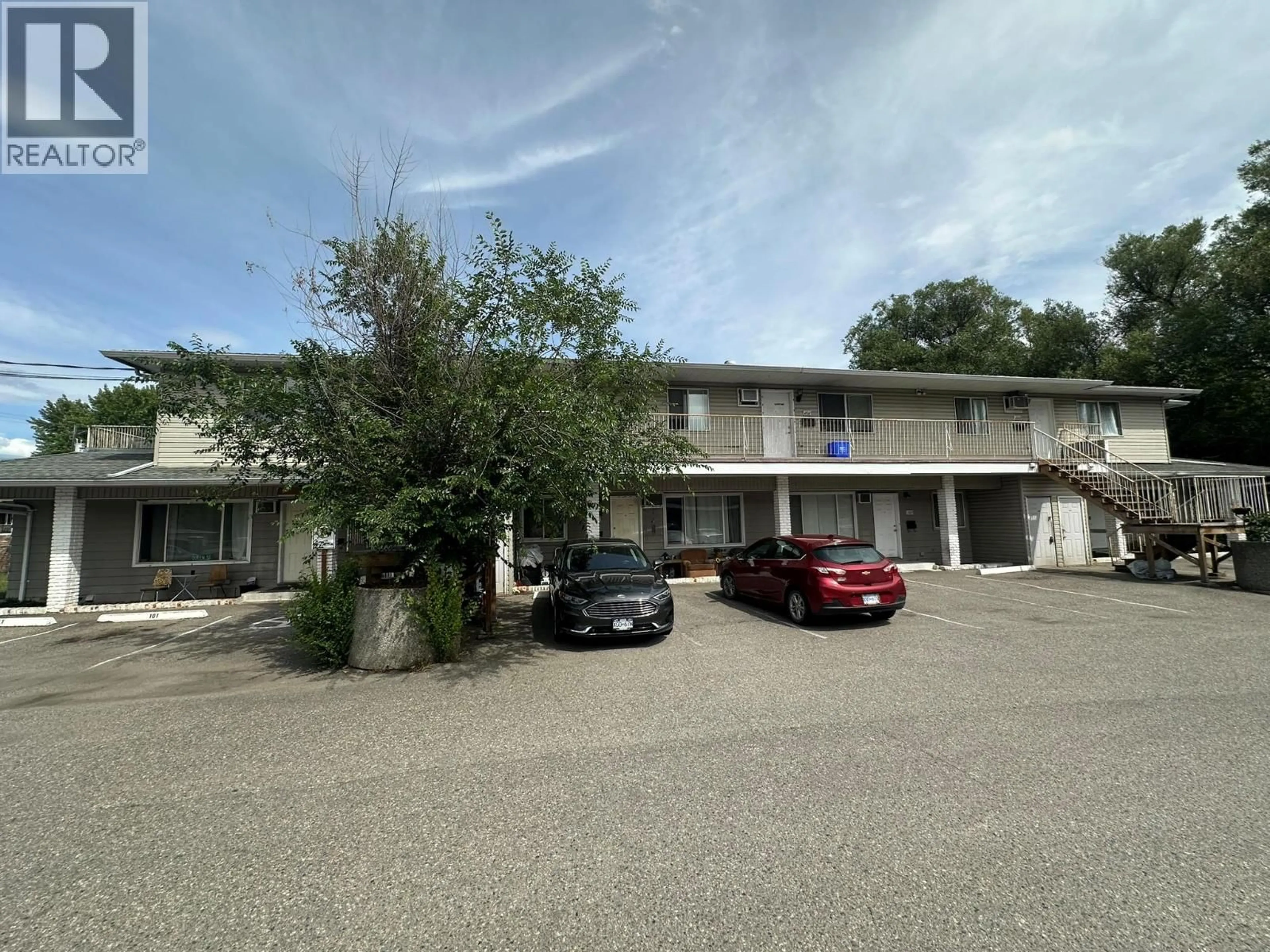 A pic from outside/outdoor area/front of a property/back of a property/a pic from drone, building for 102 - 3710 24 AVENUE, Vernon British Columbia V1T1L9