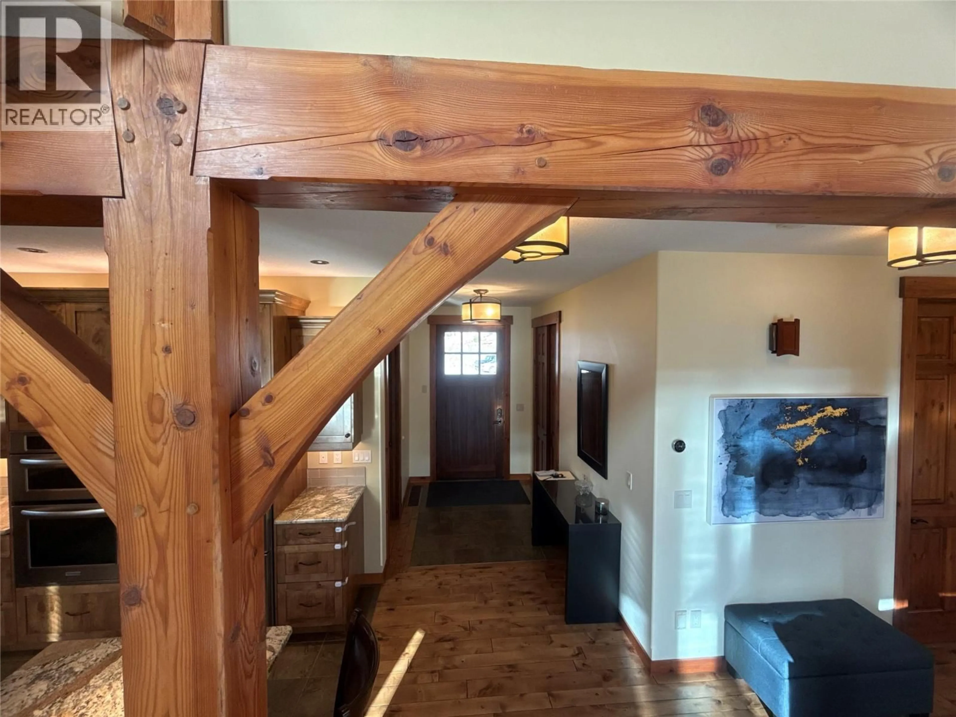 Indoor entryway for 1503 MOUNT ROYAL RIDGE, Cranbrook British Columbia V1C0C4