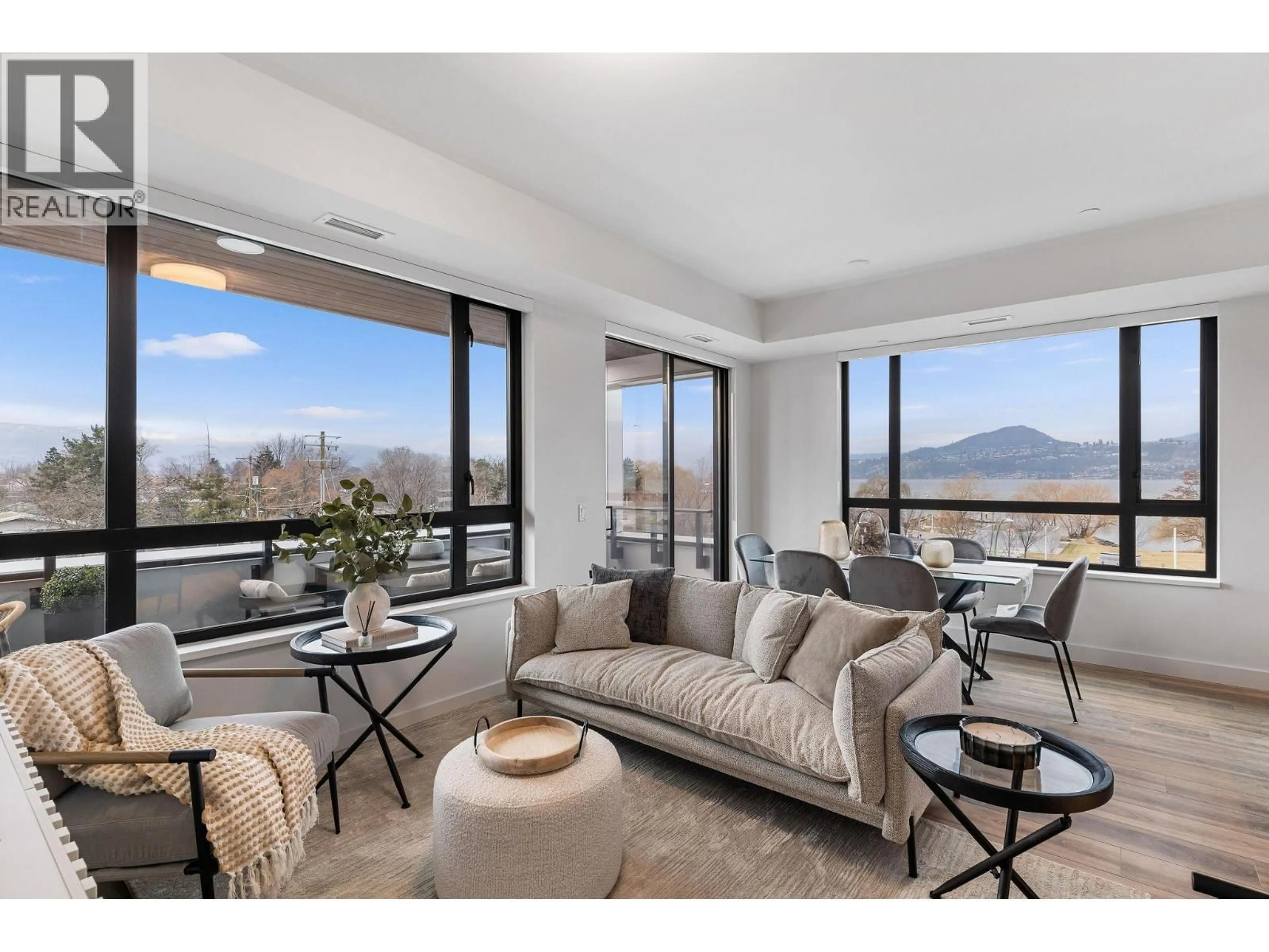 Living room with furniture, unknown for 311 - 3051 ABBOTT STREET, Kelowna British Columbia V1Y0P1