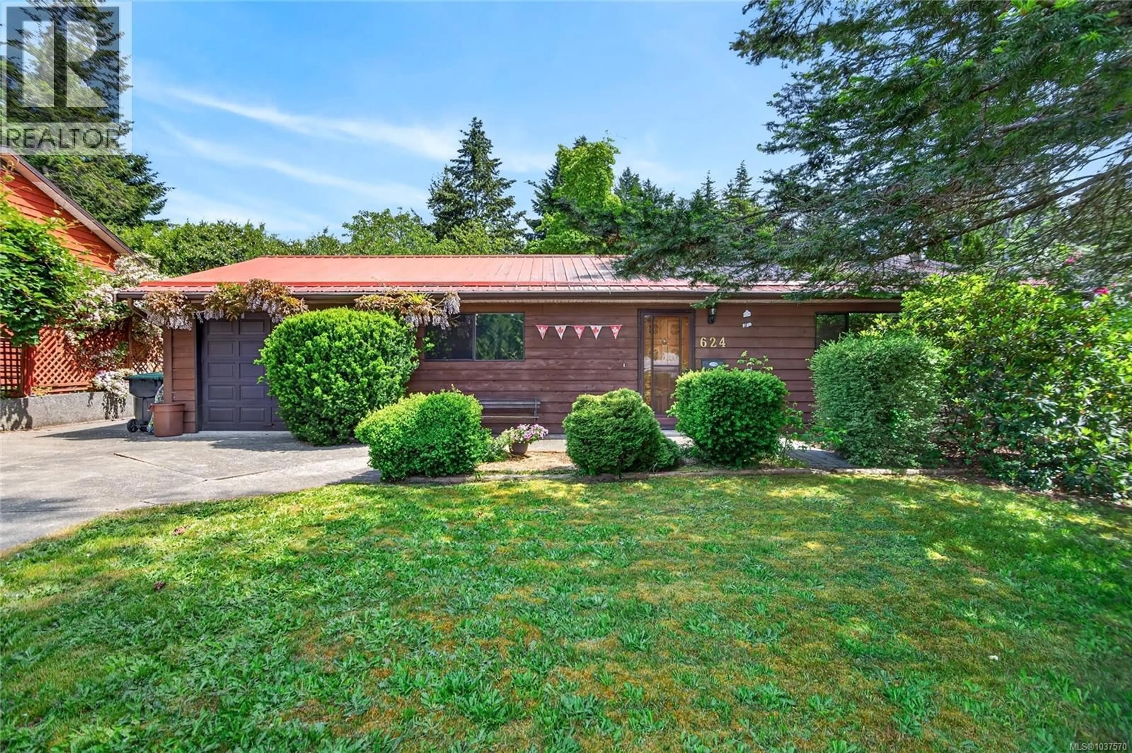 Home with brick exterior material, street for 624 TOTEM CRESCENT, Comox British Columbia V9M3J3