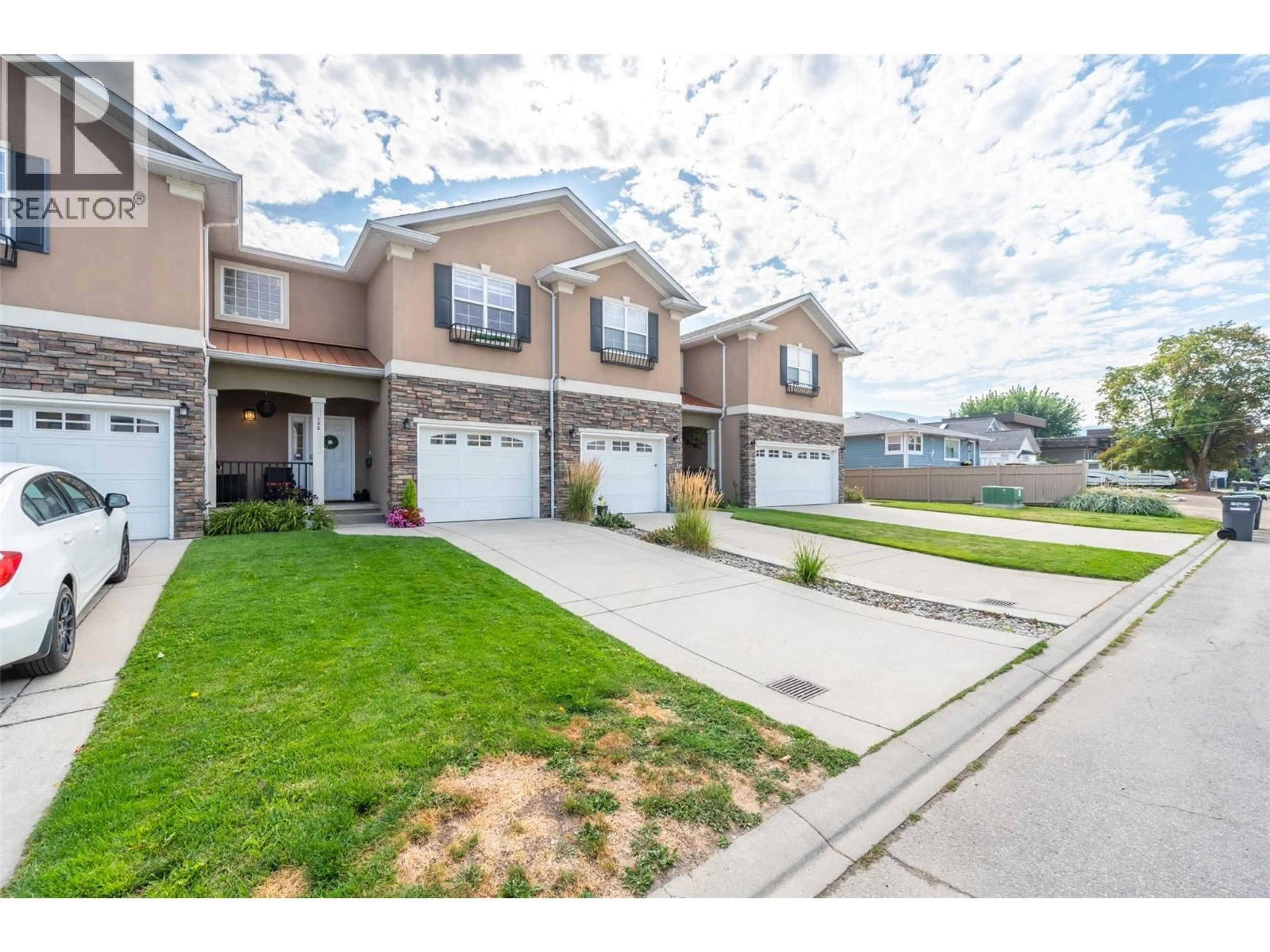 Unknown for 102 - 1742 FAIRFORD DRIVE, Penticton British Columbia V2A6C8