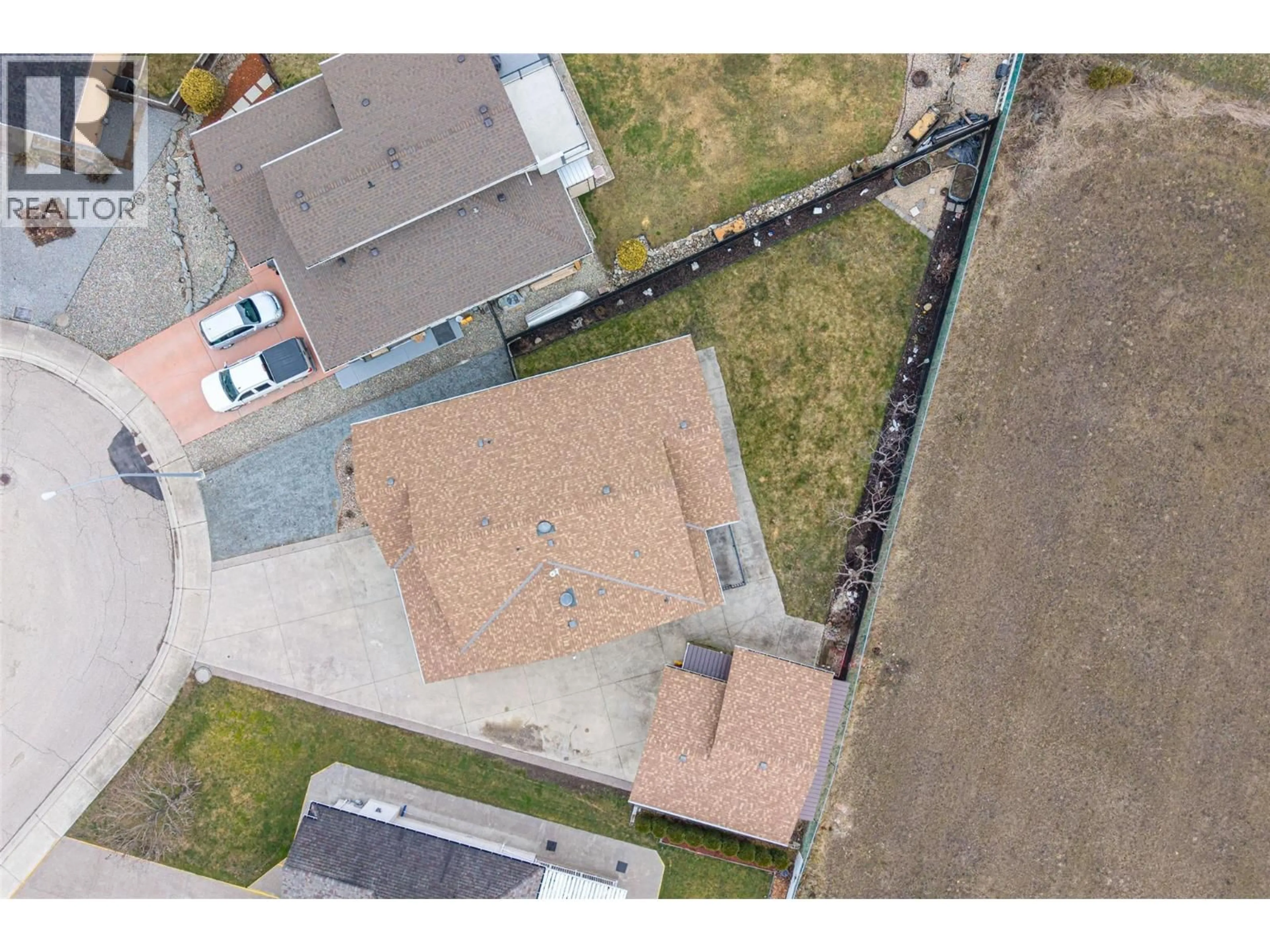 A pic from outside/outdoor area/front of a property/back of a property/a pic from drone, street for 2117 HEITMAN STREET, Enderby British Columbia V4Y4M5