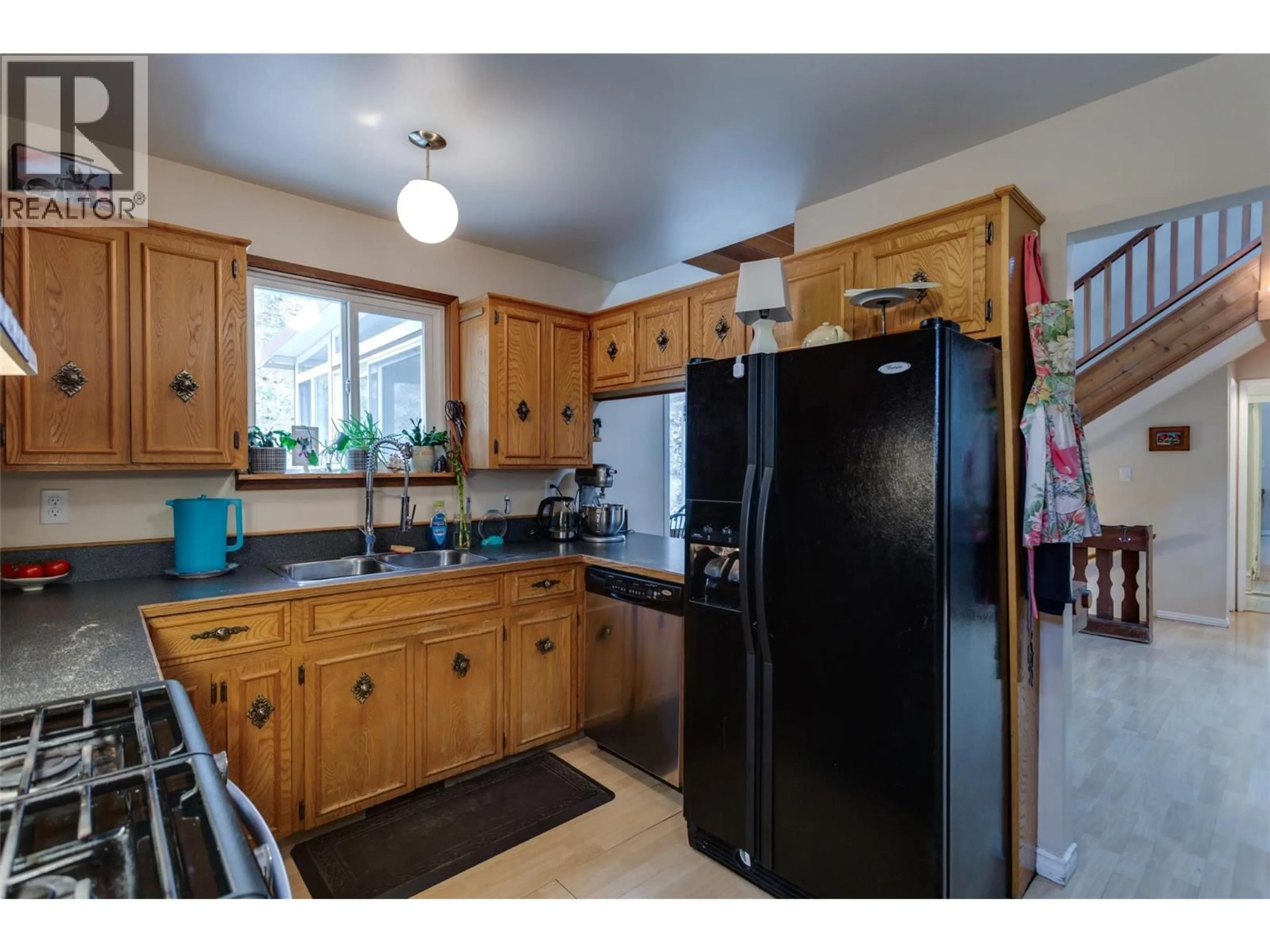 Standard kitchen, unknown for 15130 OLD MISSION ROAD, Oyama British Columbia V4V2A9