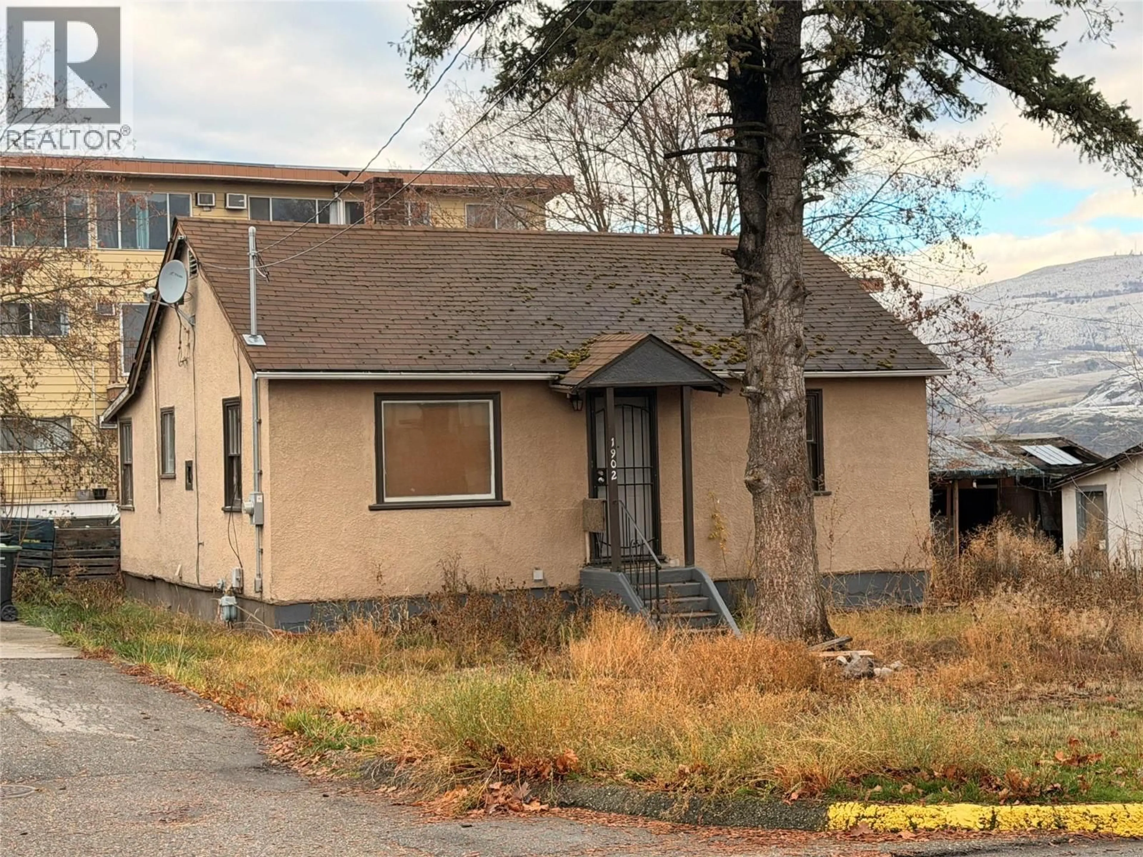 Unknown for 1902 31 STREET, Vernon British Columbia V1T5G9