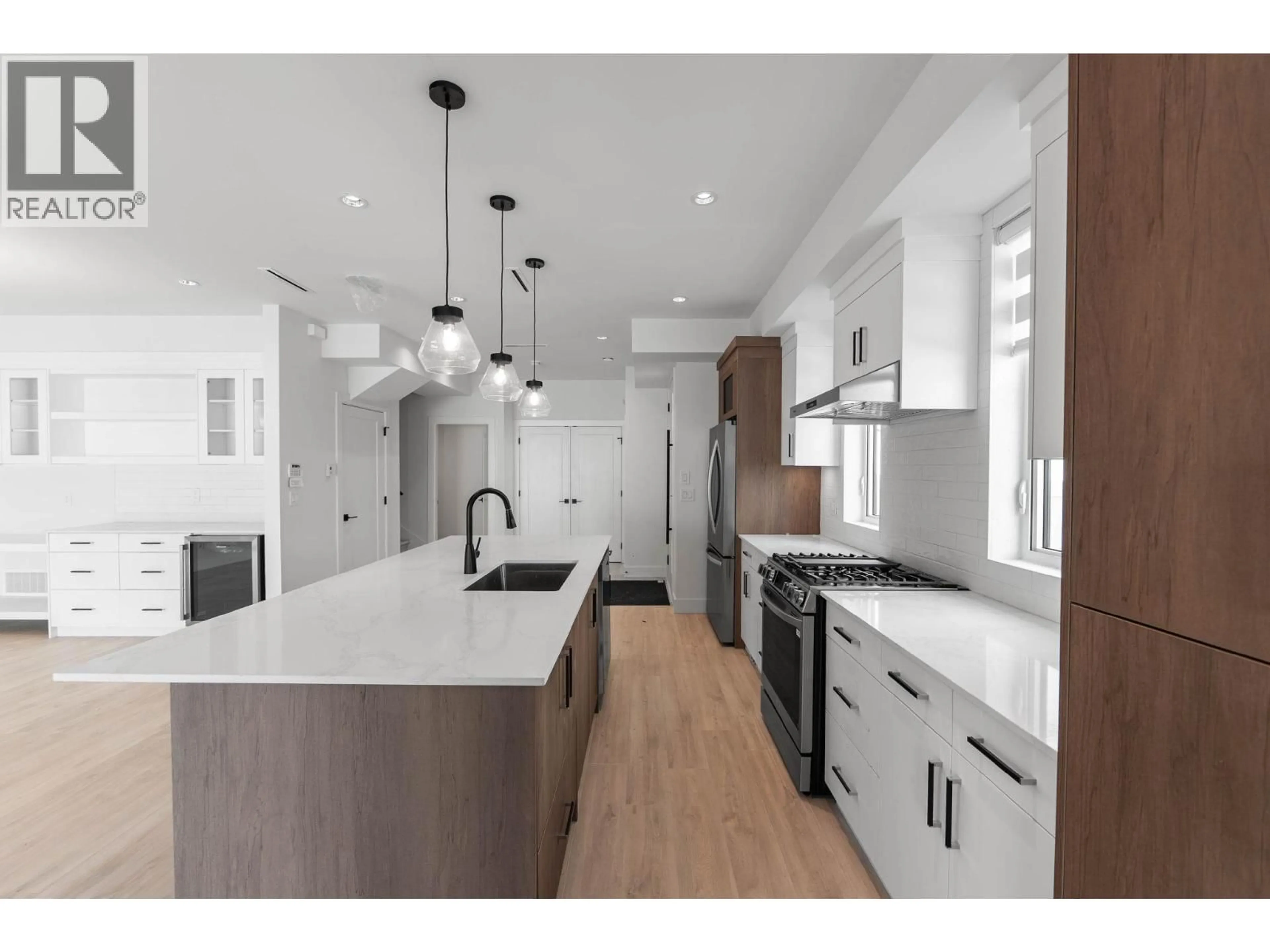 Open concept kitchen, unknown for 4 - 840 GRENFELL AVENUE, Kelowna British Columbia V1Y5J4
