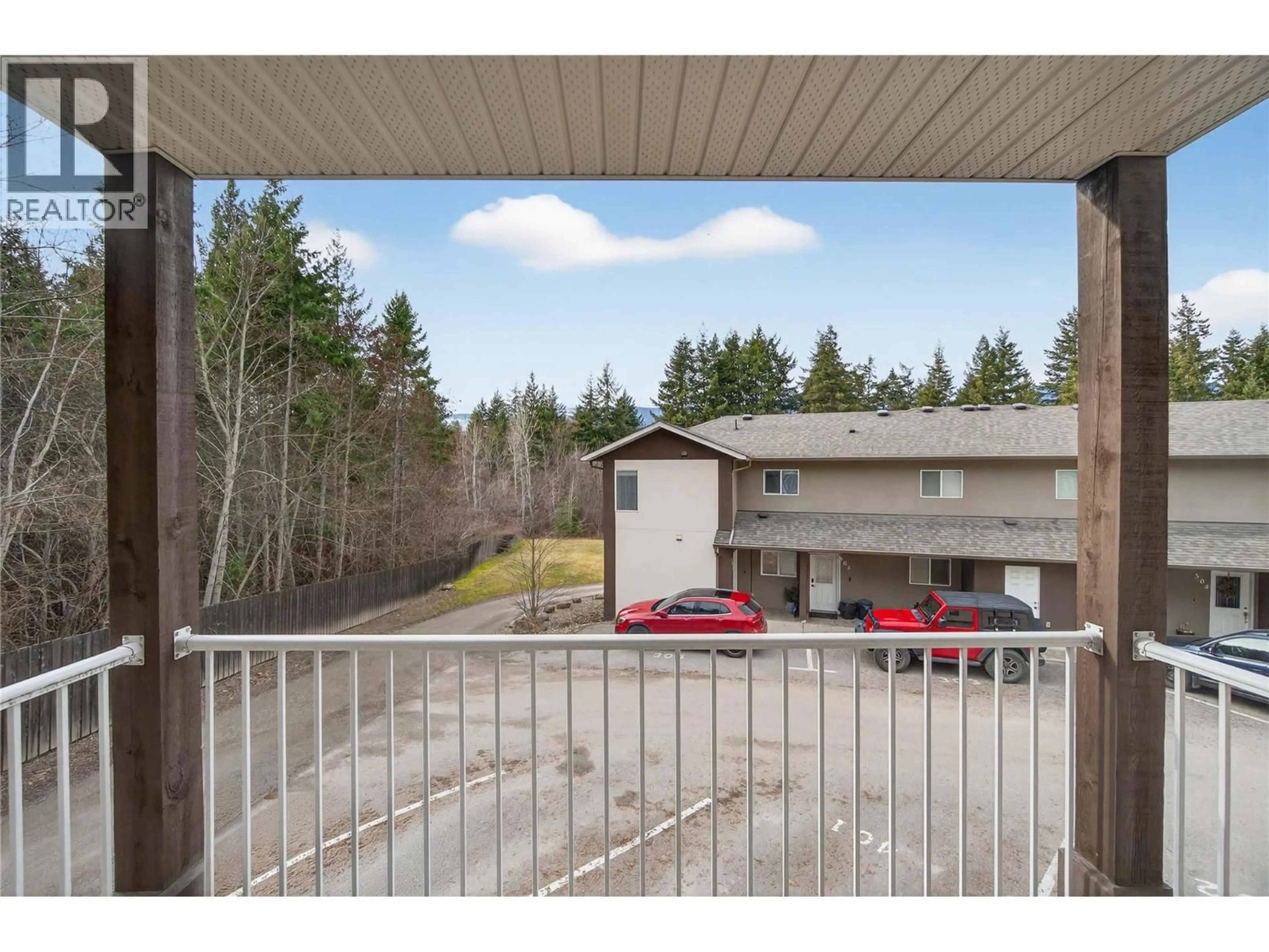 Patio, unknown for 403 - 1449 1ST AVENUE NORTHEAST, Salmon Arm British Columbia V1E0C4