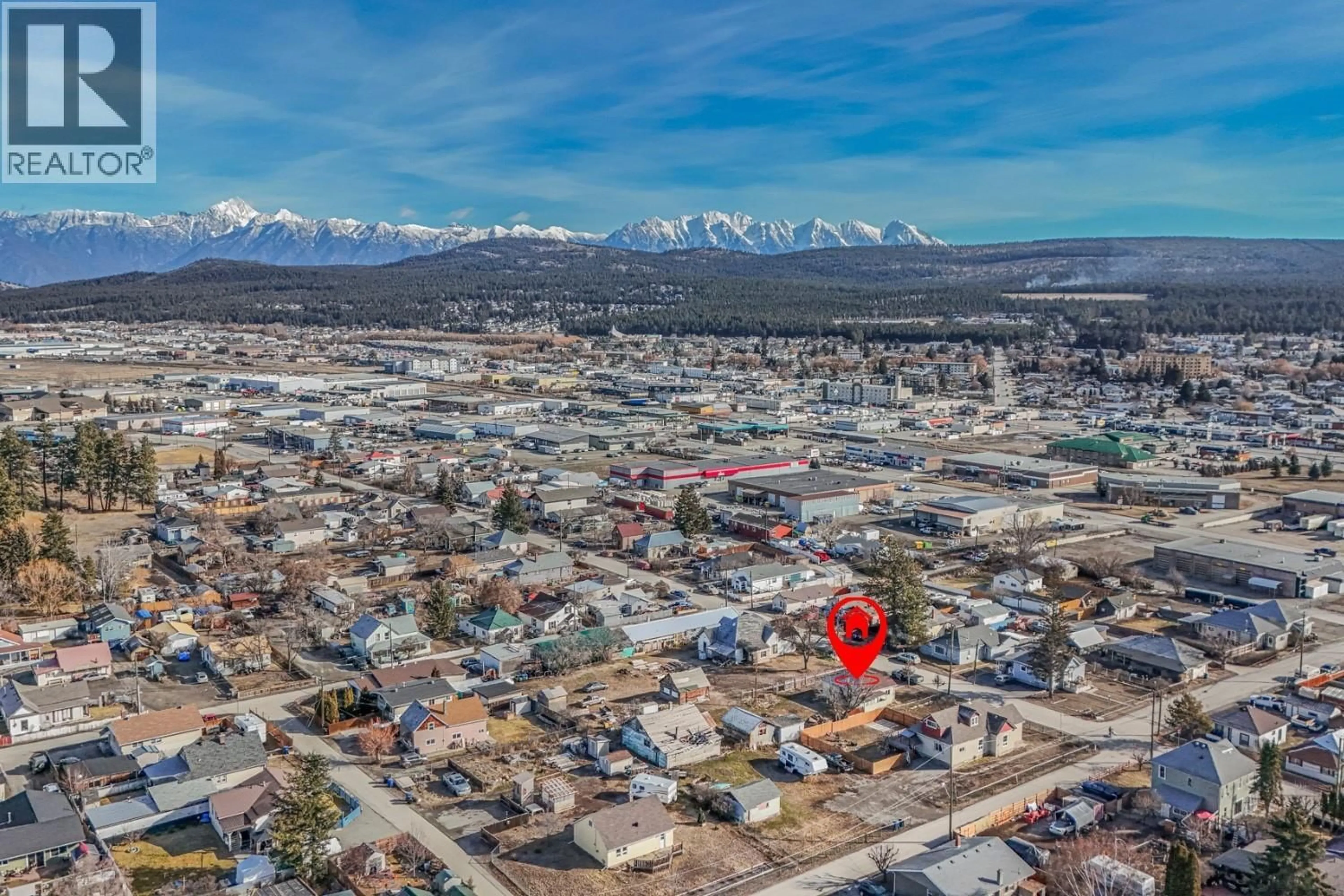 A pic from outside/outdoor area/front of a property/back of a property/a pic from drone, mountain view for 315 BRIAR AVENUE NORTHWEST, Cranbrook British Columbia V1C4B3