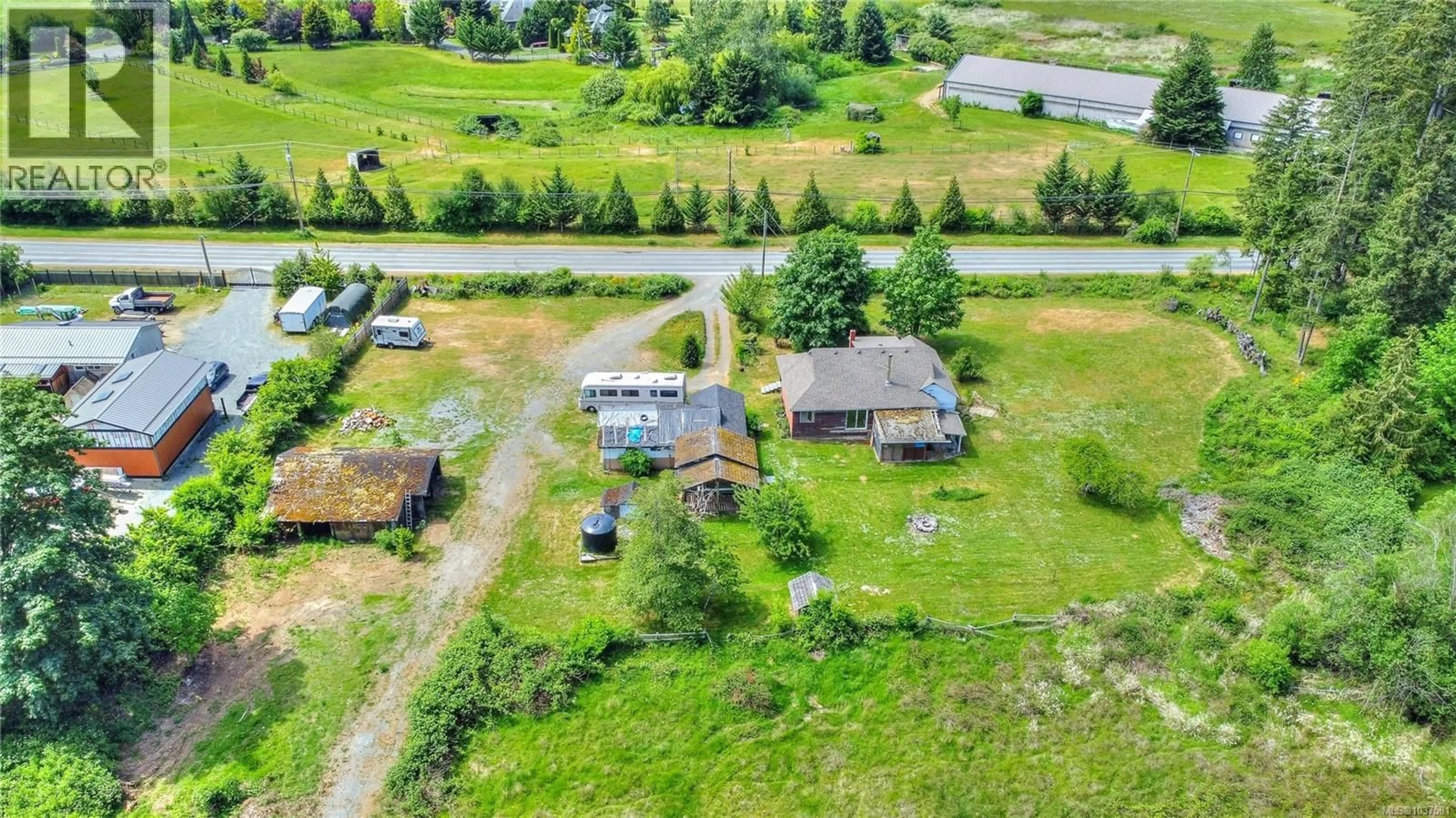 A pic from outside/outdoor area/front of a property/back of a property/a pic from drone, unknown for 2348 YELLOW POINT ROAD, Nanaimo British Columbia V9X1W5