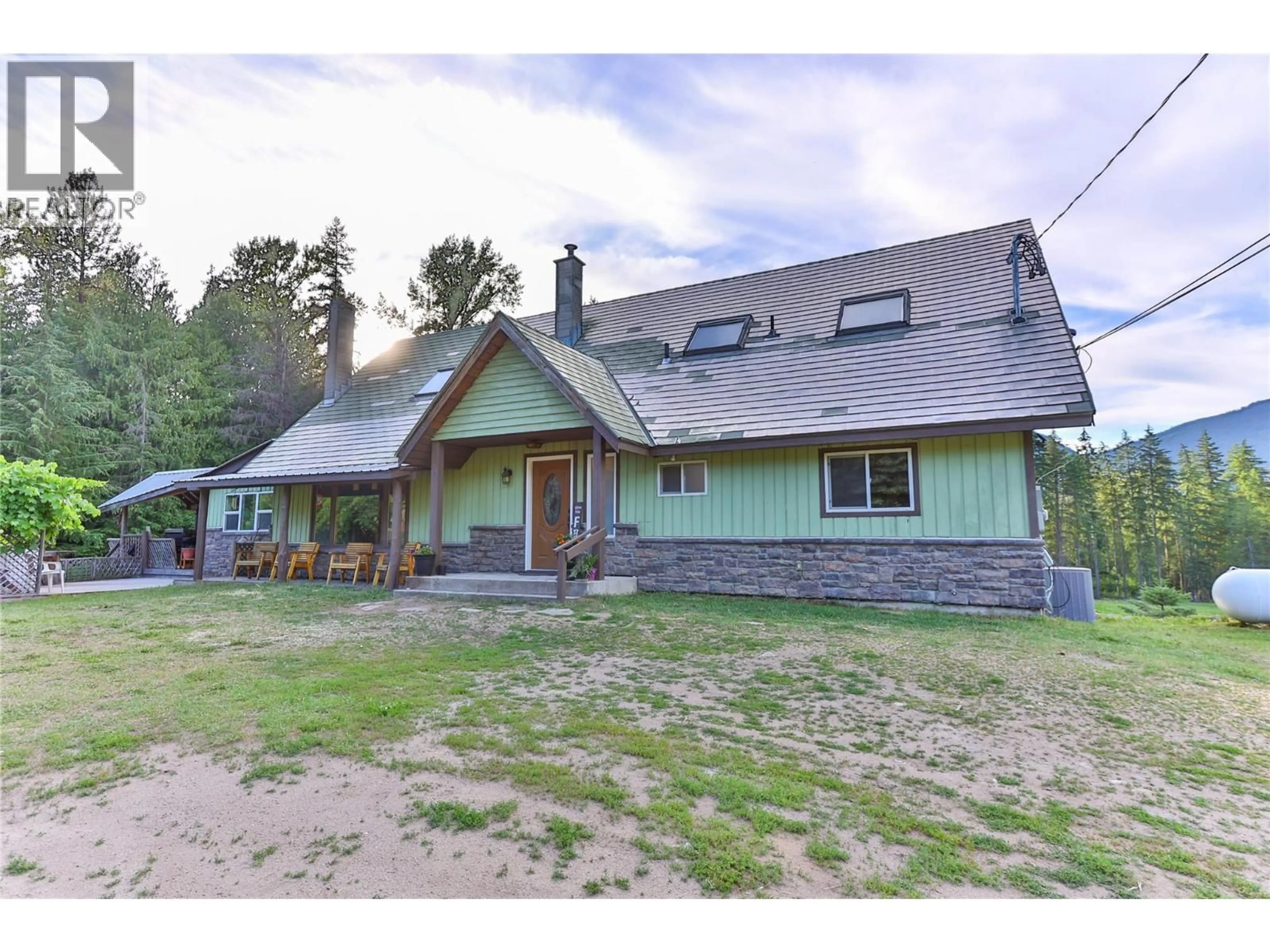 A pic from outside/outdoor area/front of a property/back of a property/a pic from drone, unknown for 4161 VERIGIN ROAD, Nelson British Columbia V1L6V9