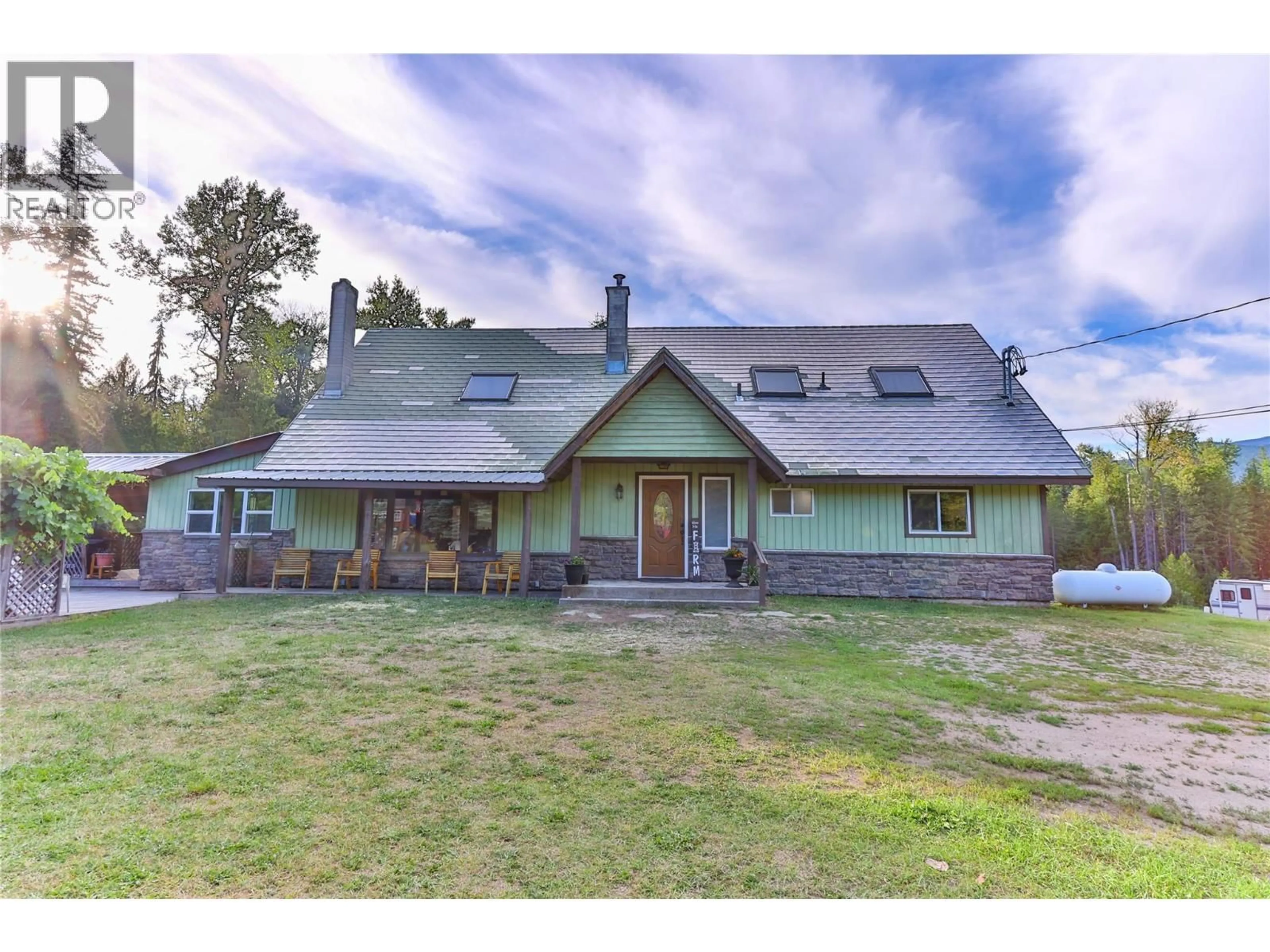 A pic from outside/outdoor area/front of a property/back of a property/a pic from drone, unknown for 4161 VERIGIN ROAD, Nelson British Columbia V1L6V9