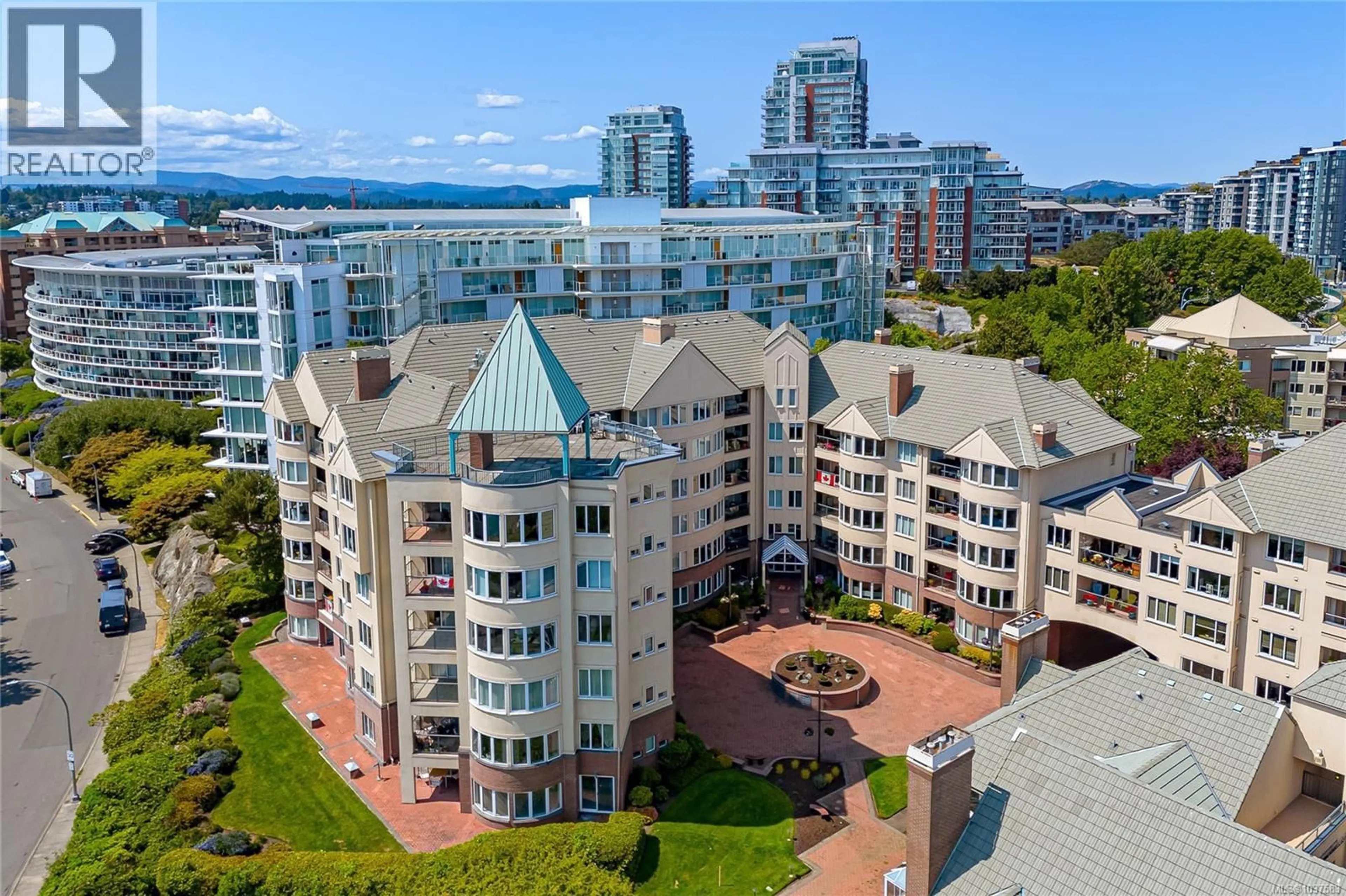 A pic from outside/outdoor area/front of a property/back of a property/a pic from drone, city buildings view from balcony for 109 - 50 SONGHEES ROAD, Victoria British Columbia V9A7J4