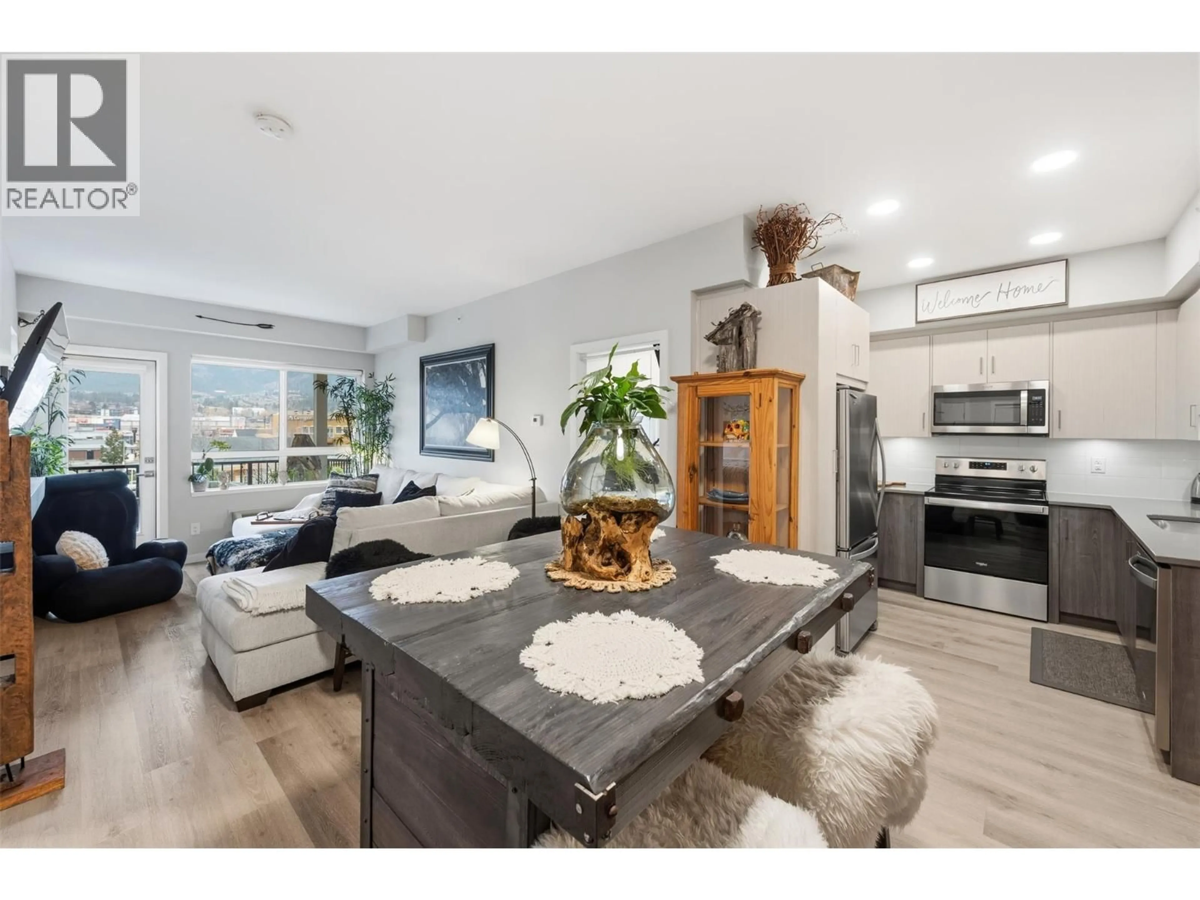 Open concept kitchen, unknown for 419 - 2301 CARRINGTON ROAD, West Kelowna British Columbia V4T0E2