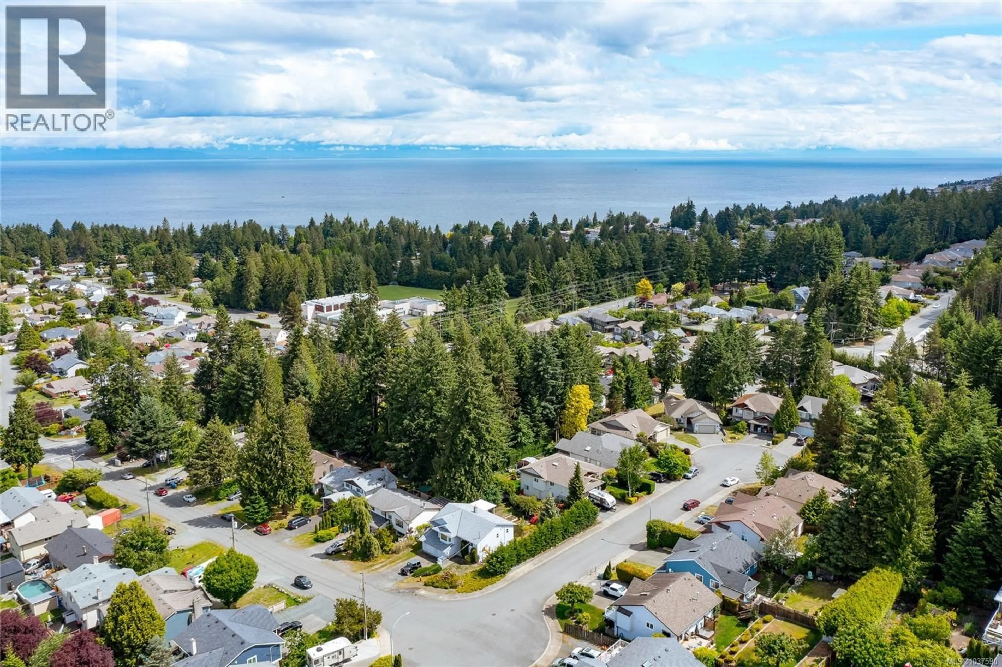 A pic from outside/outdoor area/front of a property/back of a property/a pic from drone, water/lake/river/ocean view for 5536 VENTURA DRIVE, Nanaimo British Columbia V9T5M6