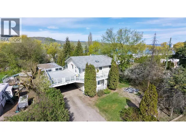 6292 STICKLE ROAD, Vernon 3